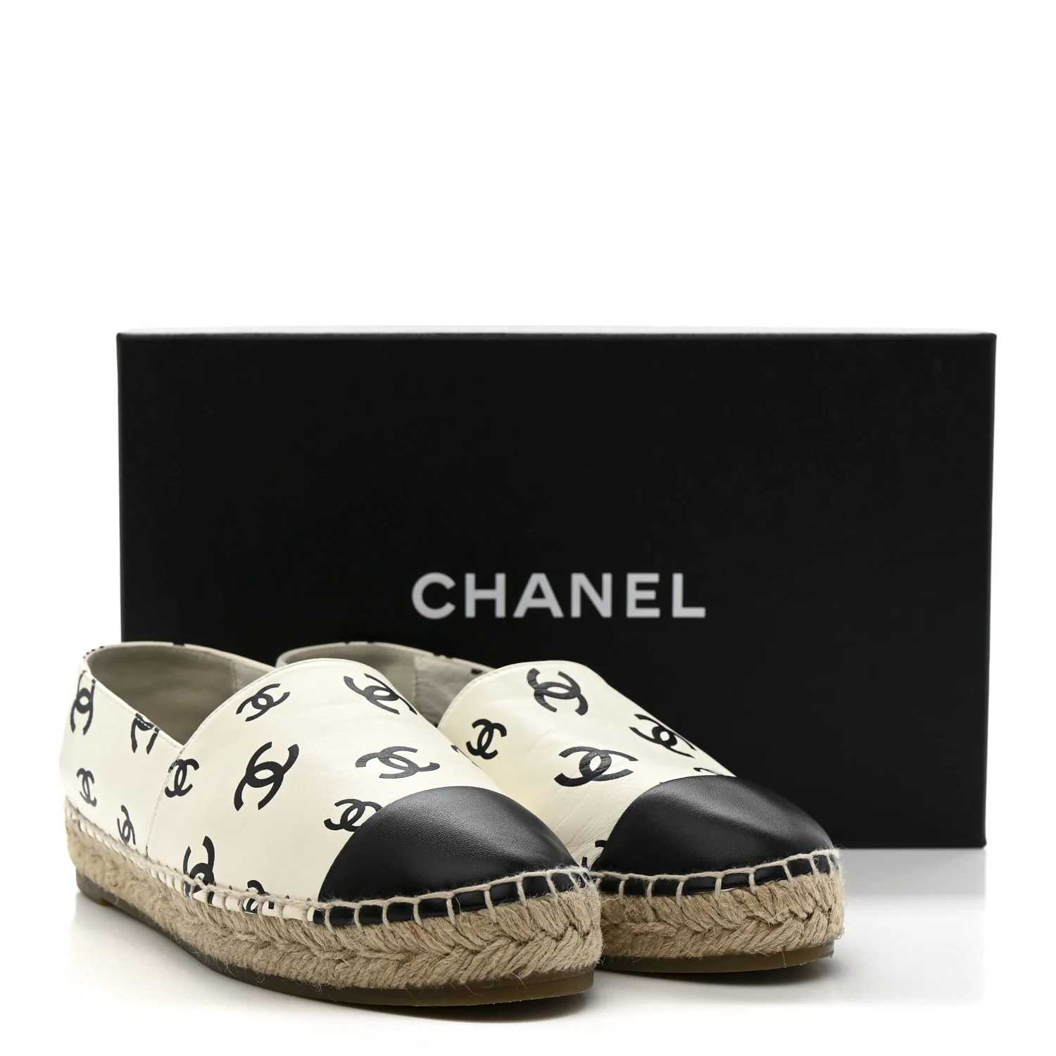 Lambskin Printed CC Espadrilles 37 White Black - Image 12