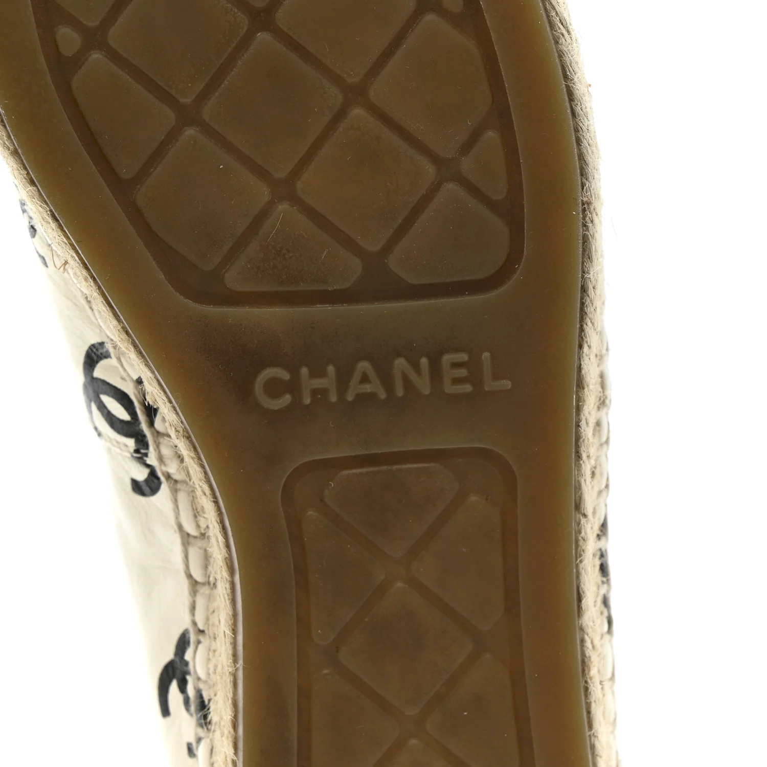 Lambskin Printed CC Espadrilles 37 White Black - Image 7