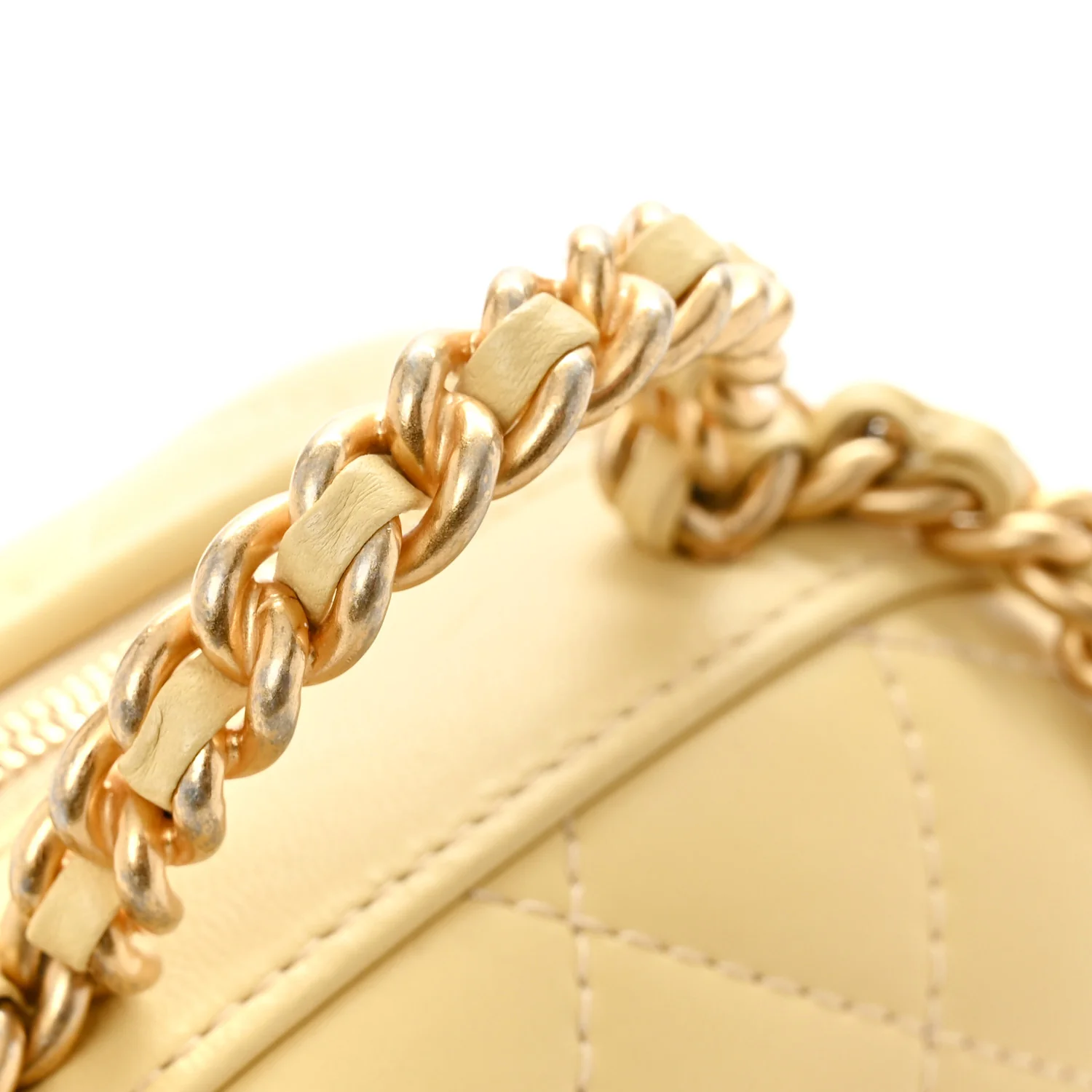 Lambskin Quilted CC Bubble Vanity Case With Chain Light Yellow - Image 11