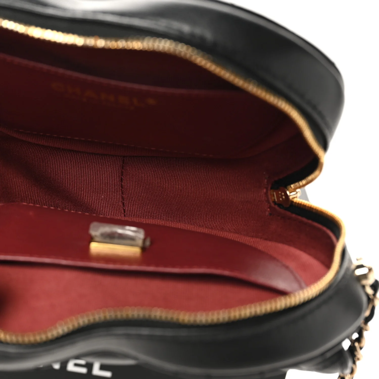 Lambskin Quilted CC In Love Heart Bag Black - Image 5