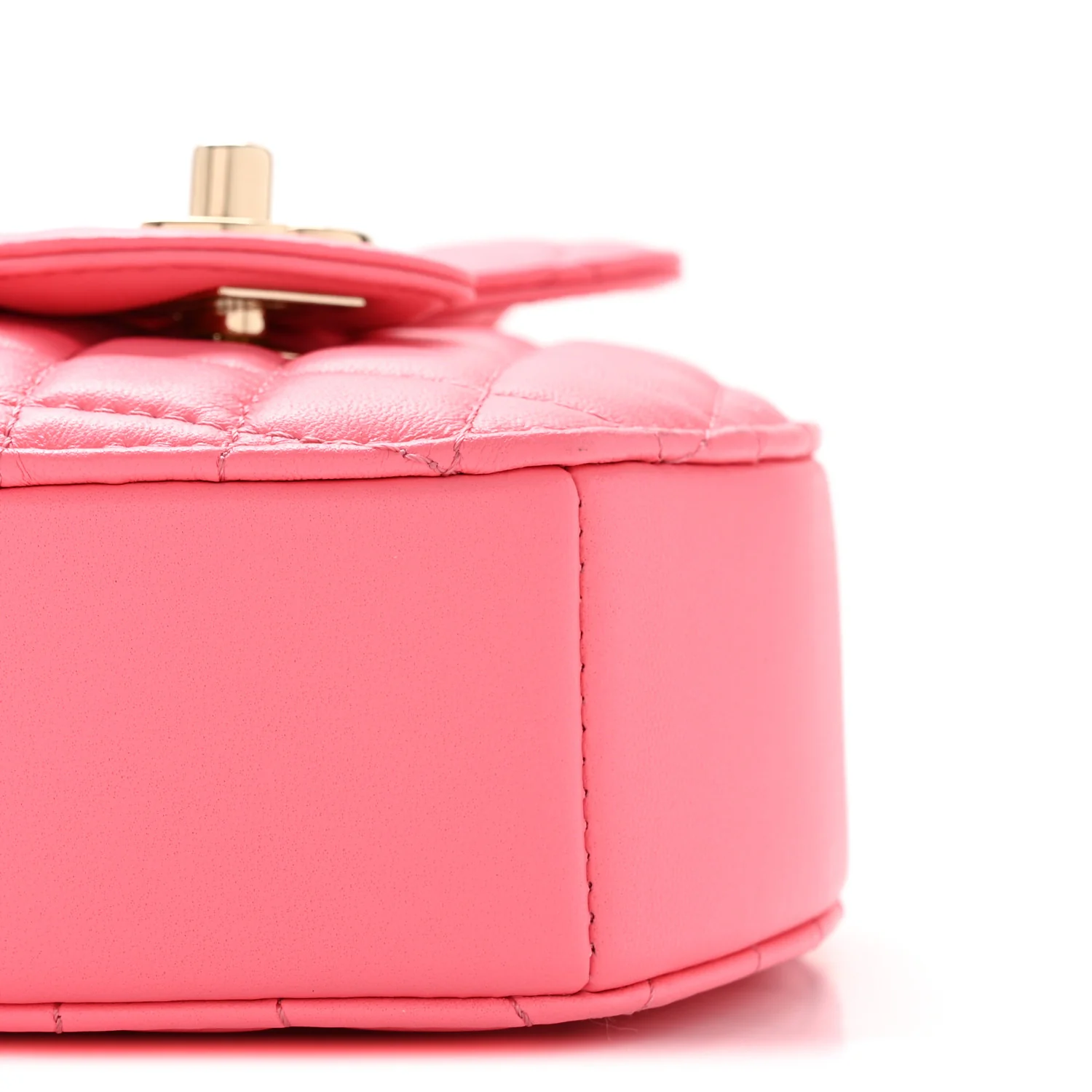 Lambskin Quilted CC In Love Heart Bag Pink - Image 9