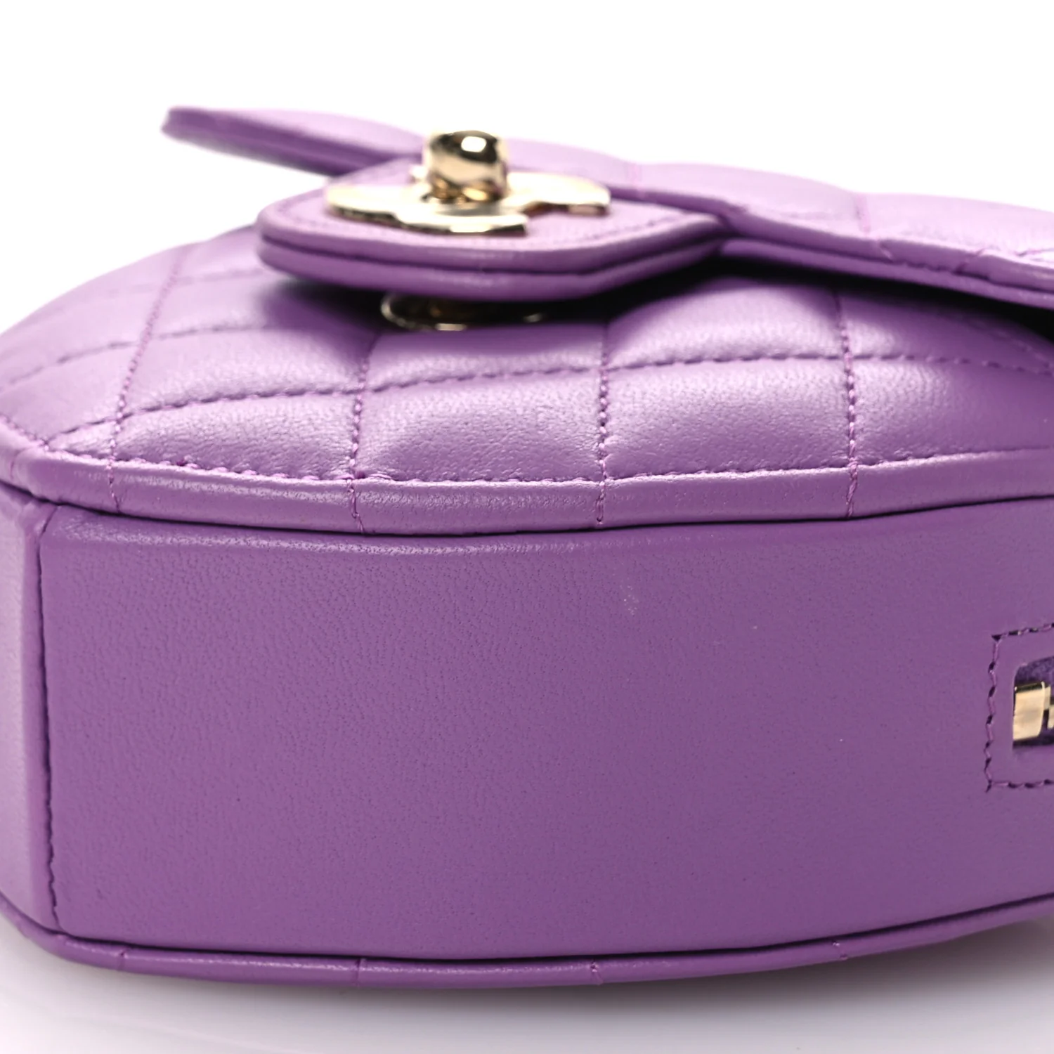 Lambskin Quilted CC In Love Heart Clutch With Chain Purple - Image 10