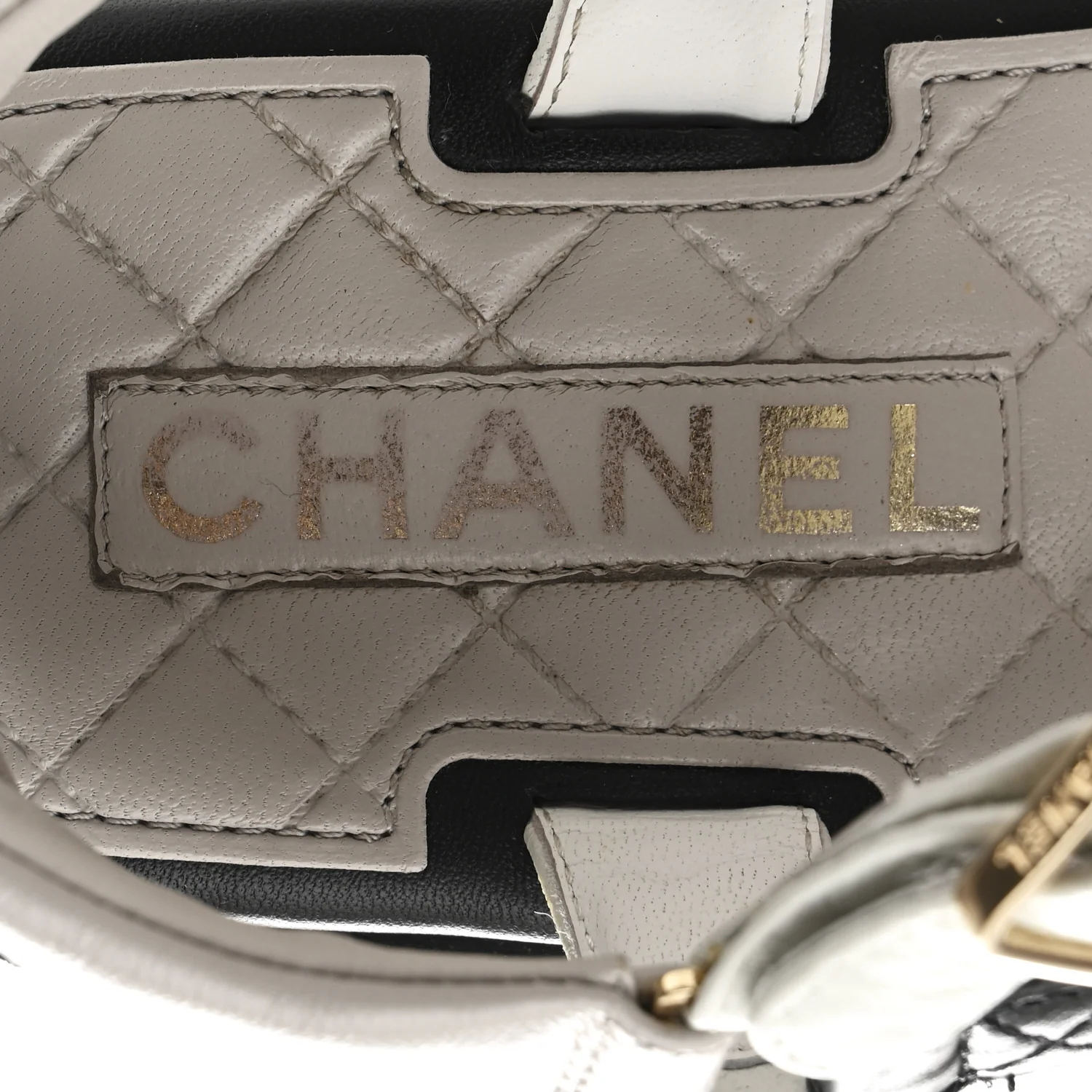 Lambskin Quilted CC Logo Platform Sandals 38 Black White Pink - Image 7