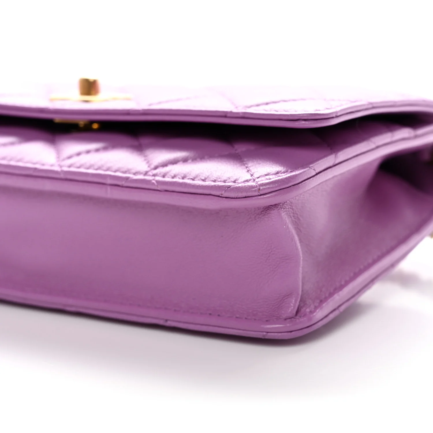 Lambskin Quilted CC Pearl Crush Wallet on Chain WOC Purple - Image 11