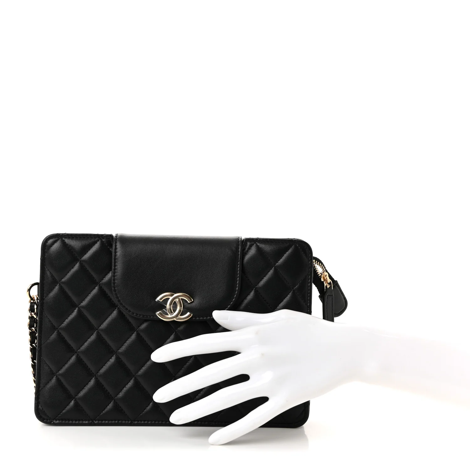 Lambskin Quilted CC Pouch Wristlet Black - Image 2