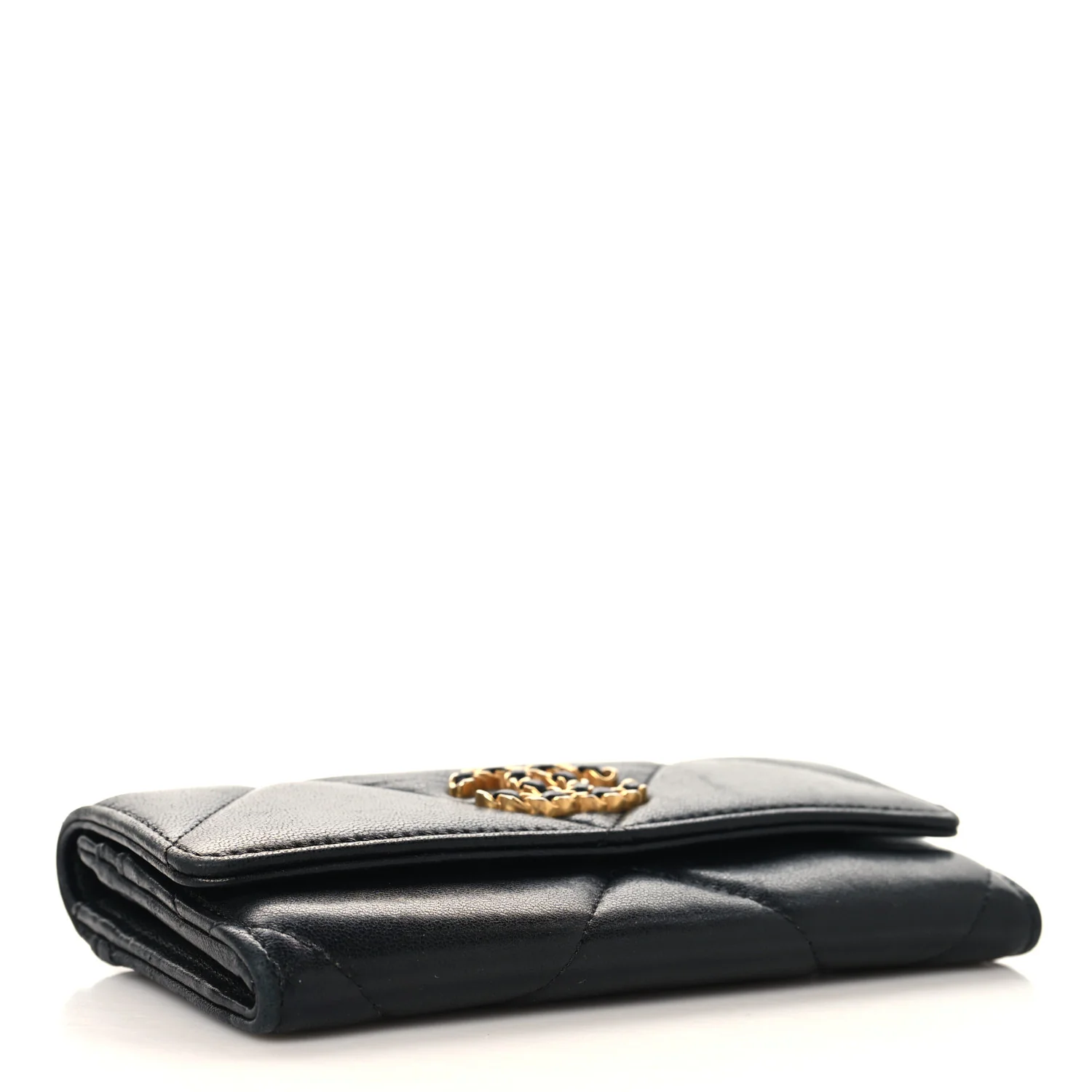 Lambskin Quilted Chanel 19 Flap Wallet Black - Image 4