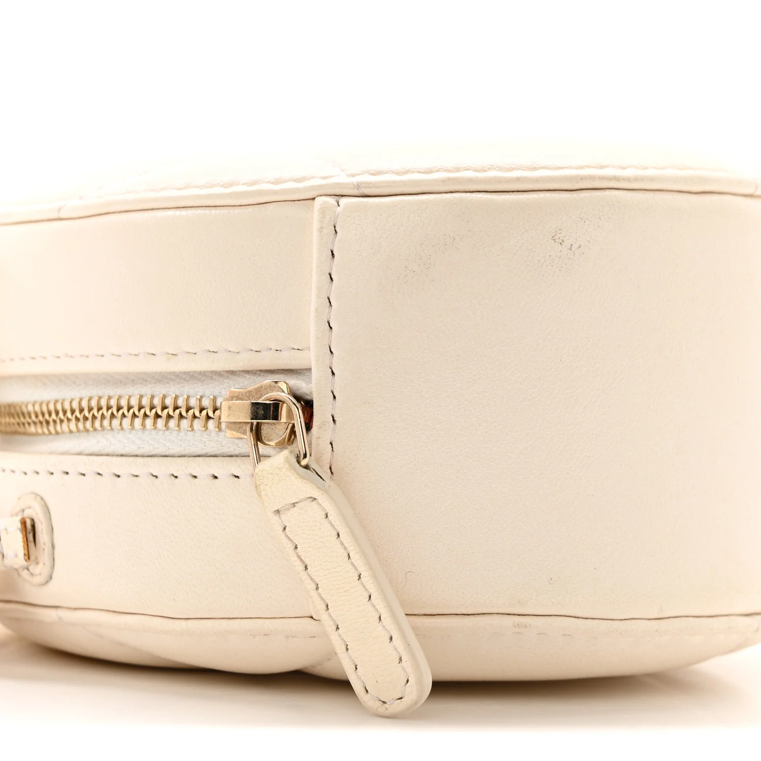 Lambskin Quilted Chanel 19 Round Clutch With Chain White - Image 9