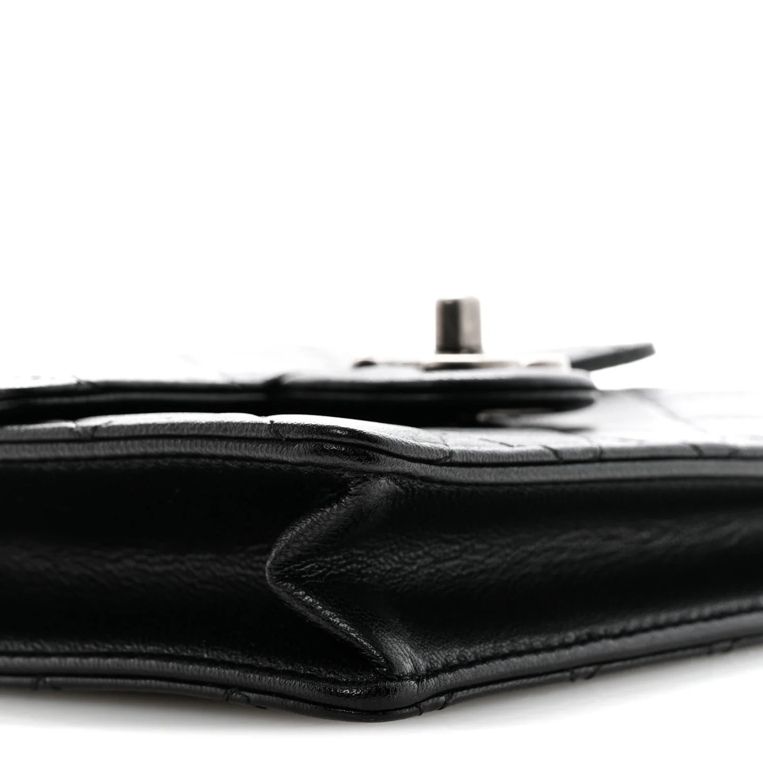 Lambskin Quilted Chic Pearls Flap Black - Image 9