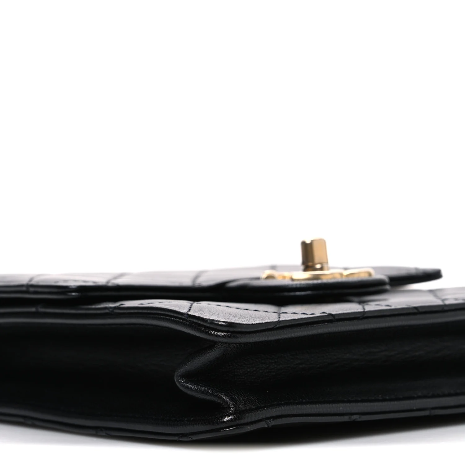 Lambskin Quilted Chic Pearls Flap Black - Image 9