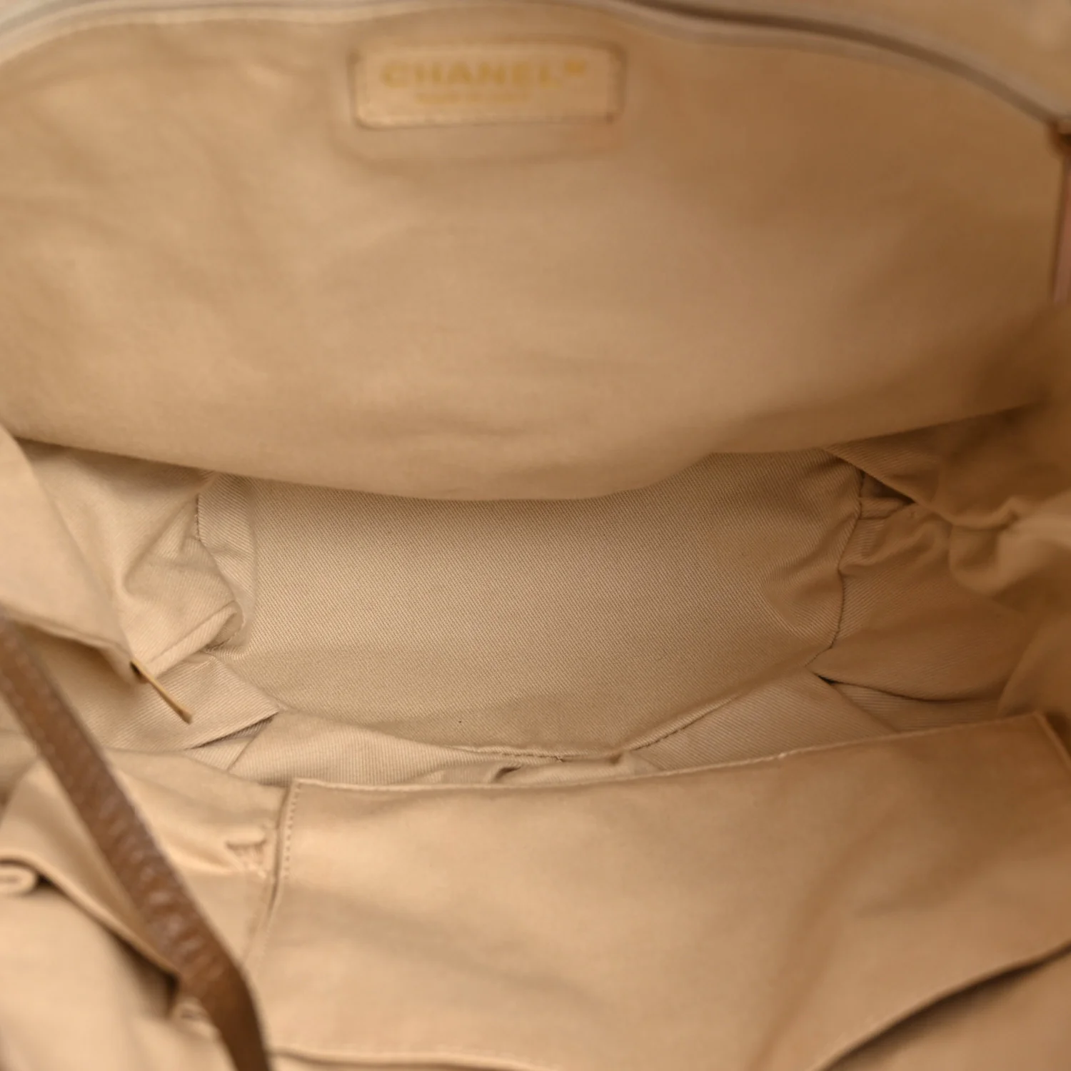 Lambskin Quilted Cloudy Bundle North South Tote Beige - Image 5