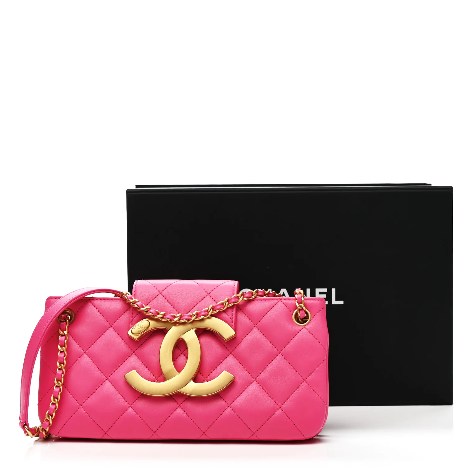 Lambskin Quilted Giant CC Baguette Bag Fuchsia - Image 11