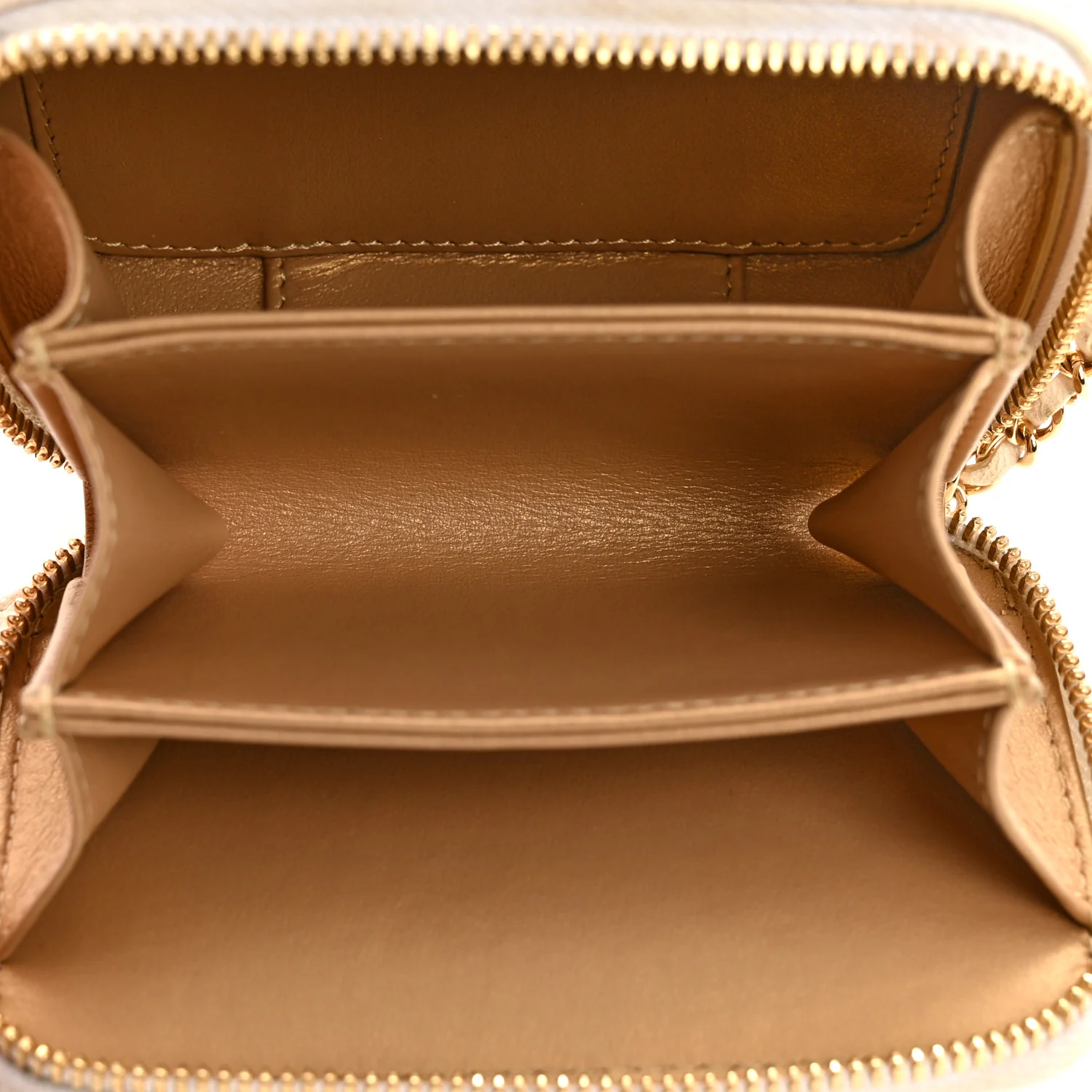 Lambskin Quilted Golden Plate Clutch With Chain White - Image 5