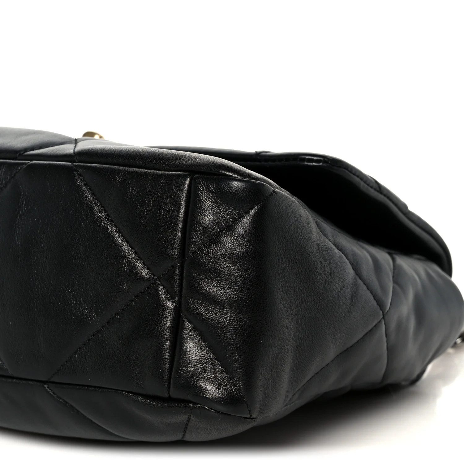 Lambskin Quilted Large Chanel 19 Flap Black - Image 10