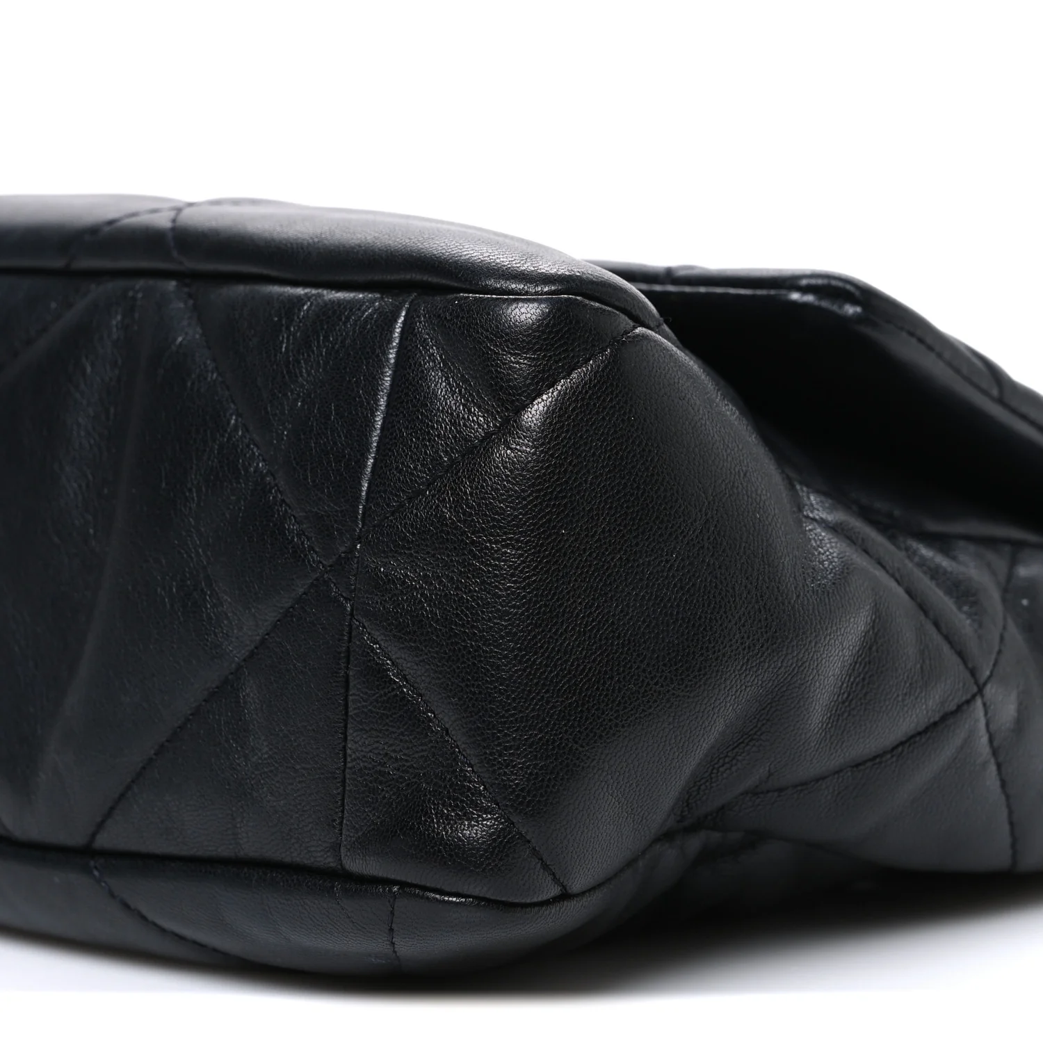 Lambskin Quilted Large Chanel 19 Flap Black - Image 10