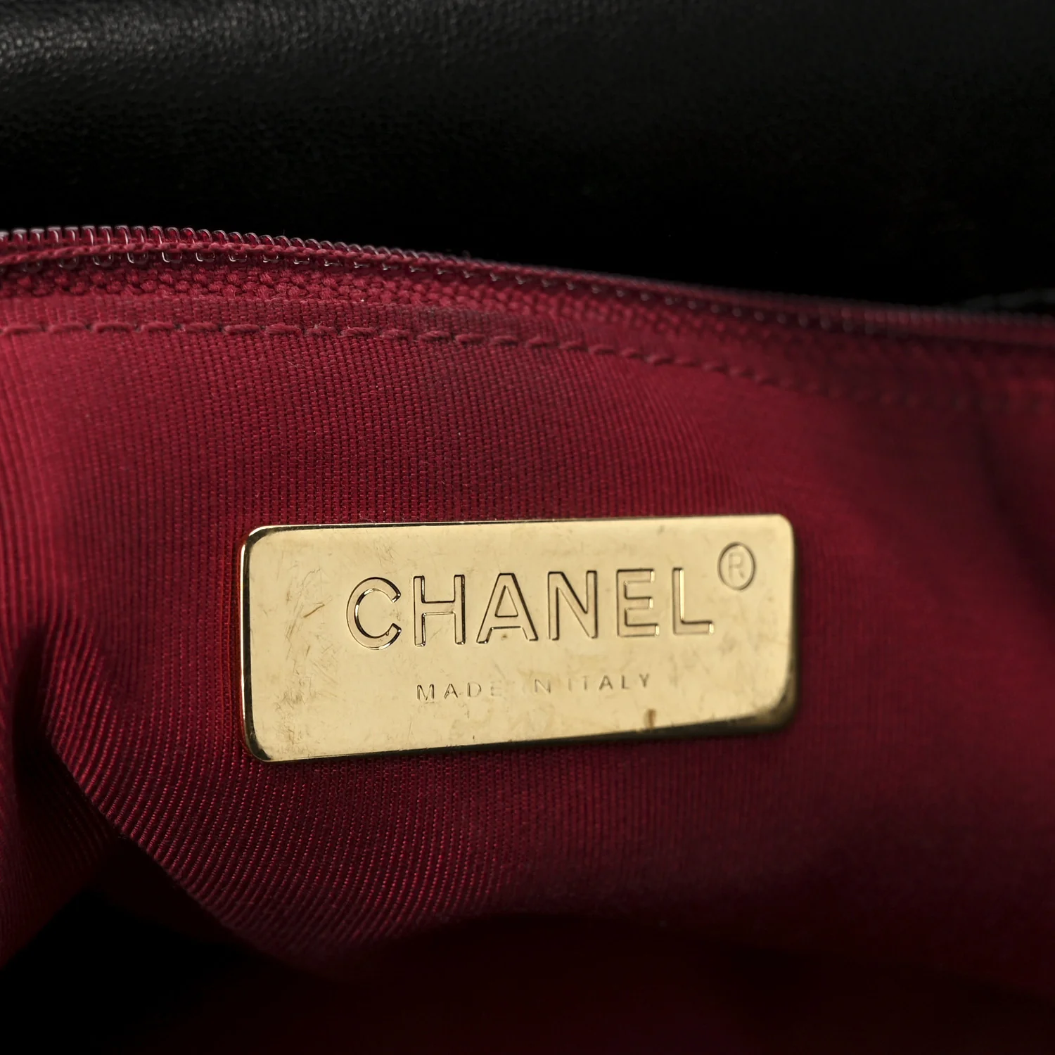 Lambskin Quilted Large Chanel 19 Flap Black - Image 6