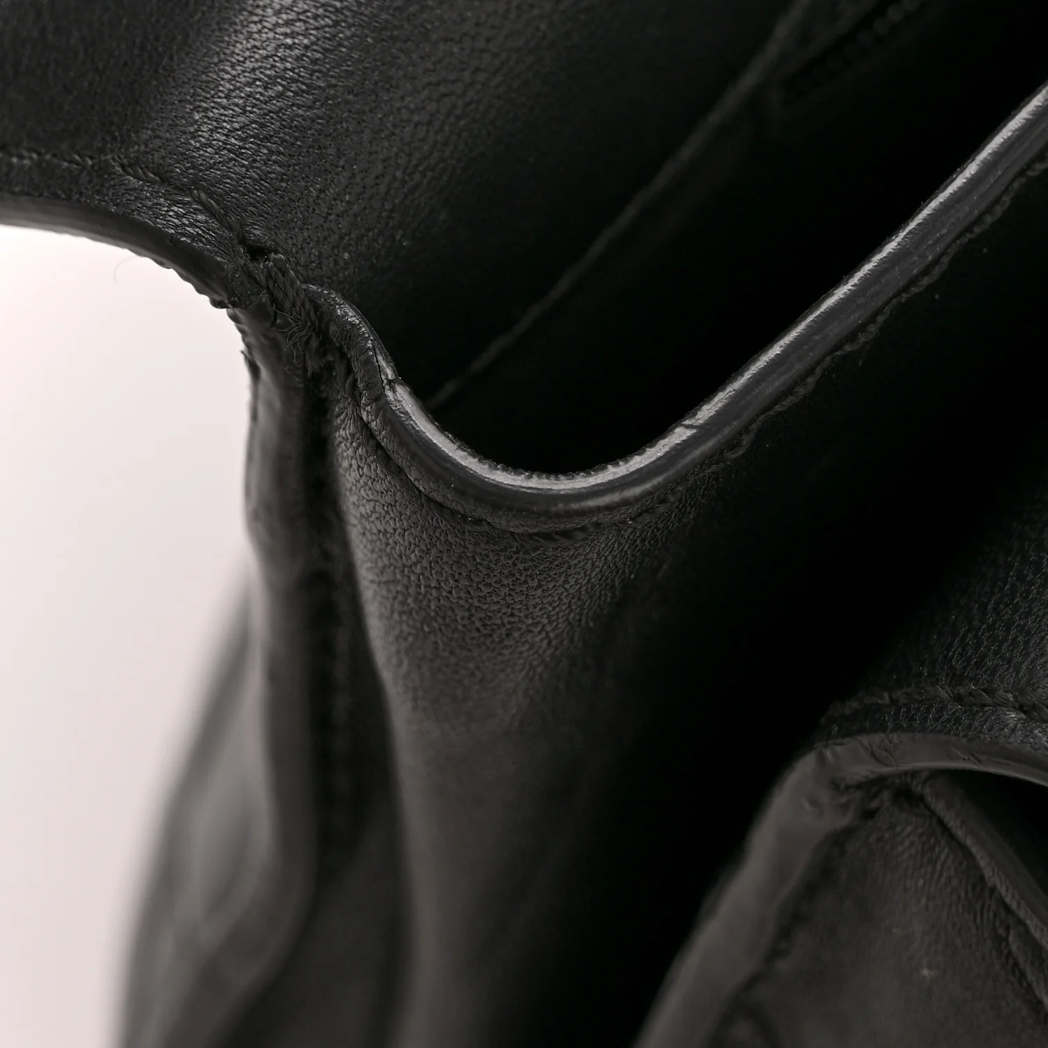 Lambskin Quilted Large Natural CC Flap Black - Image 12