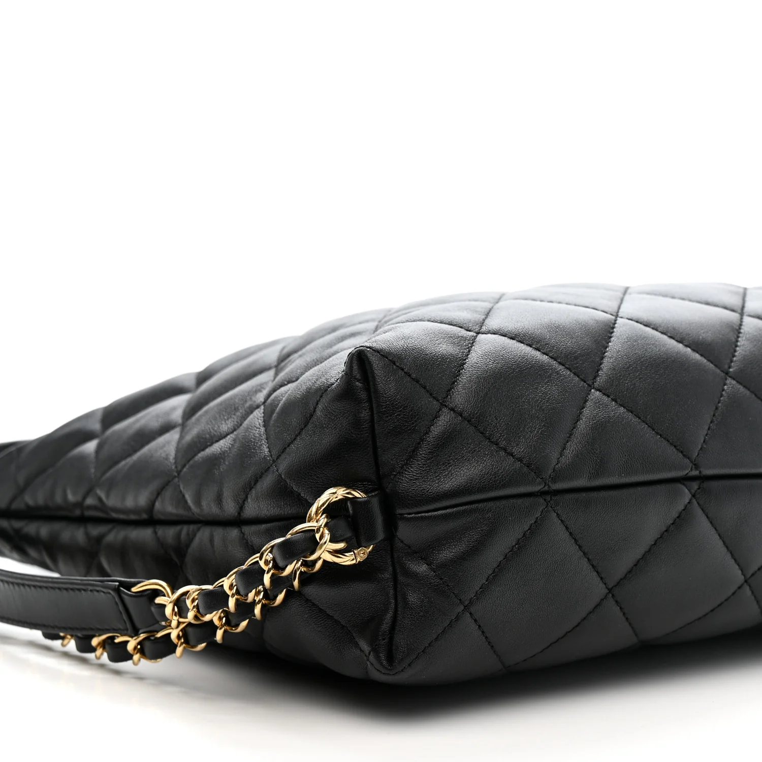Lambskin Quilted Maxi Hobo Black - Image 9