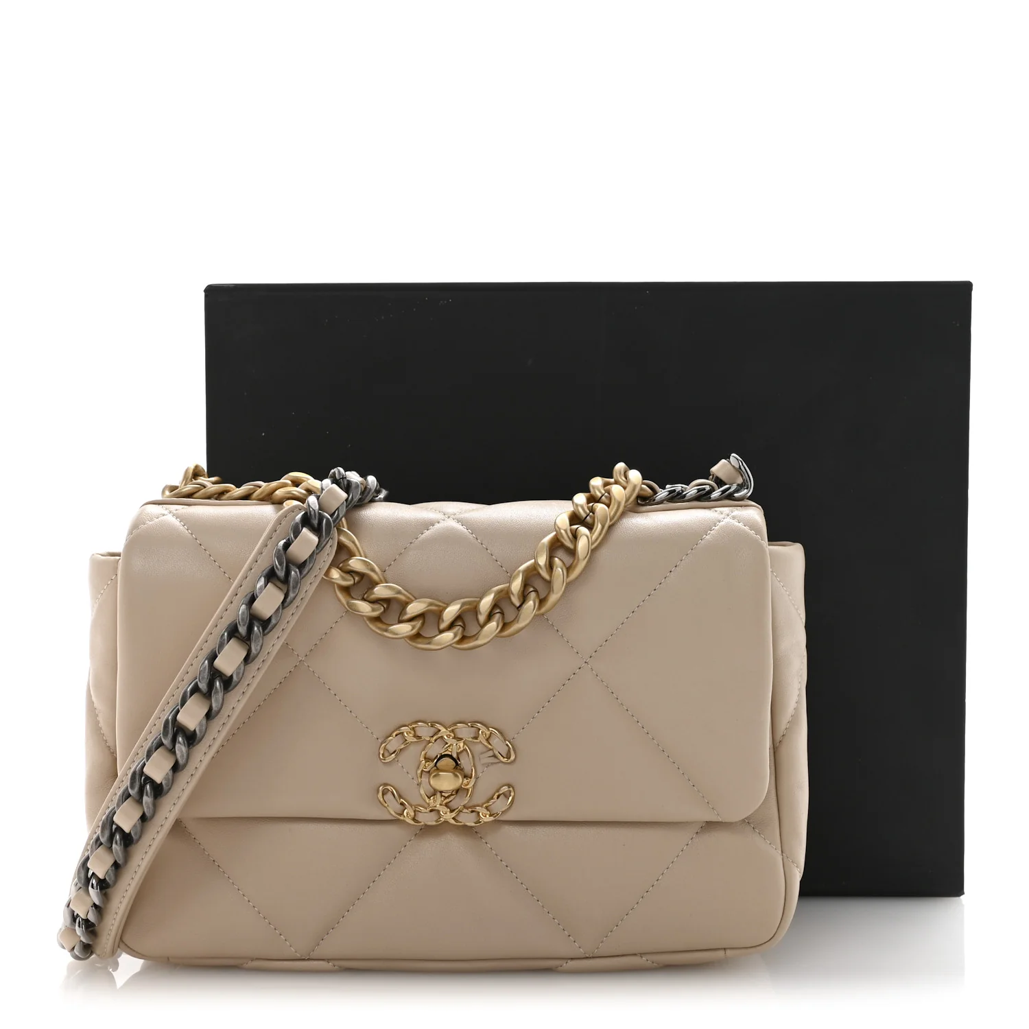 Lambskin Quilted Medium Chanel 19 Flap Beige - Image 12
