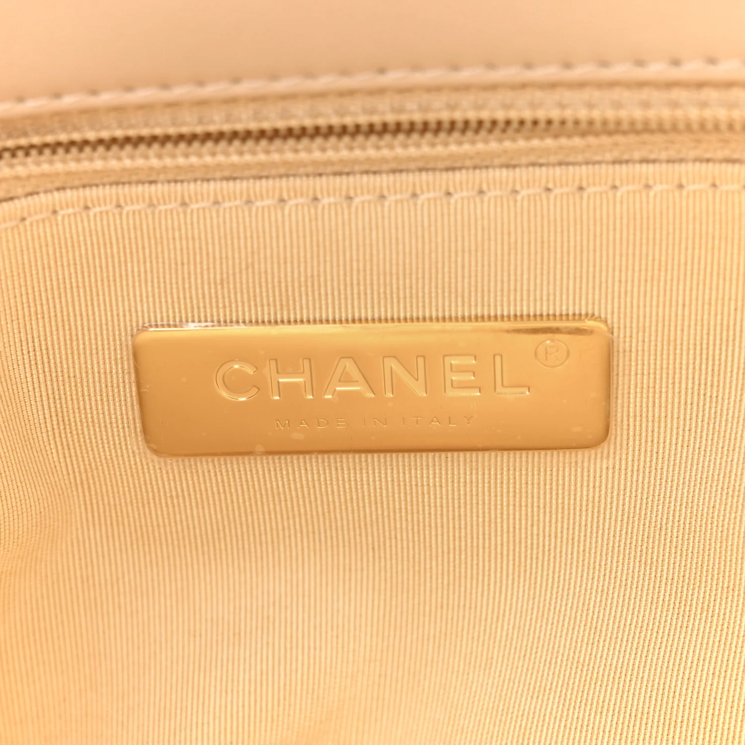 Lambskin Quilted Medium Chanel 19 Flap Beige - Image 6