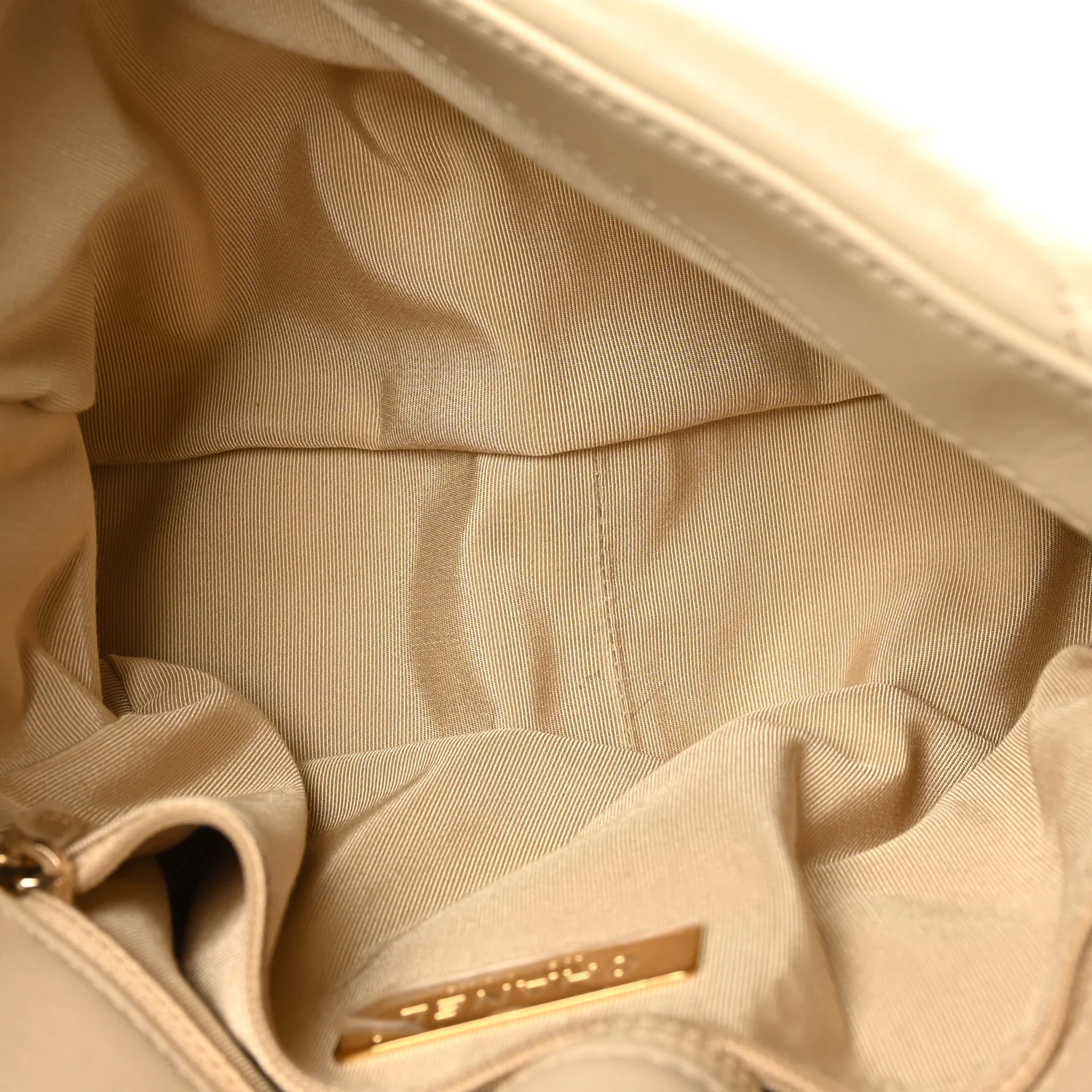 Lambskin Quilted Medium Chanel 19 Flap Beige - Image 5