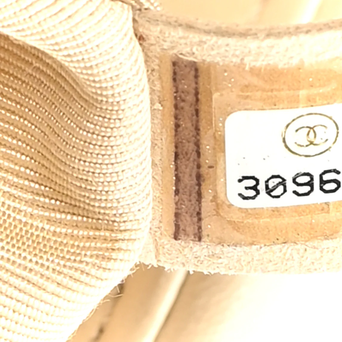 Lambskin Quilted Medium Chanel 19 Flap Beige - Image 7