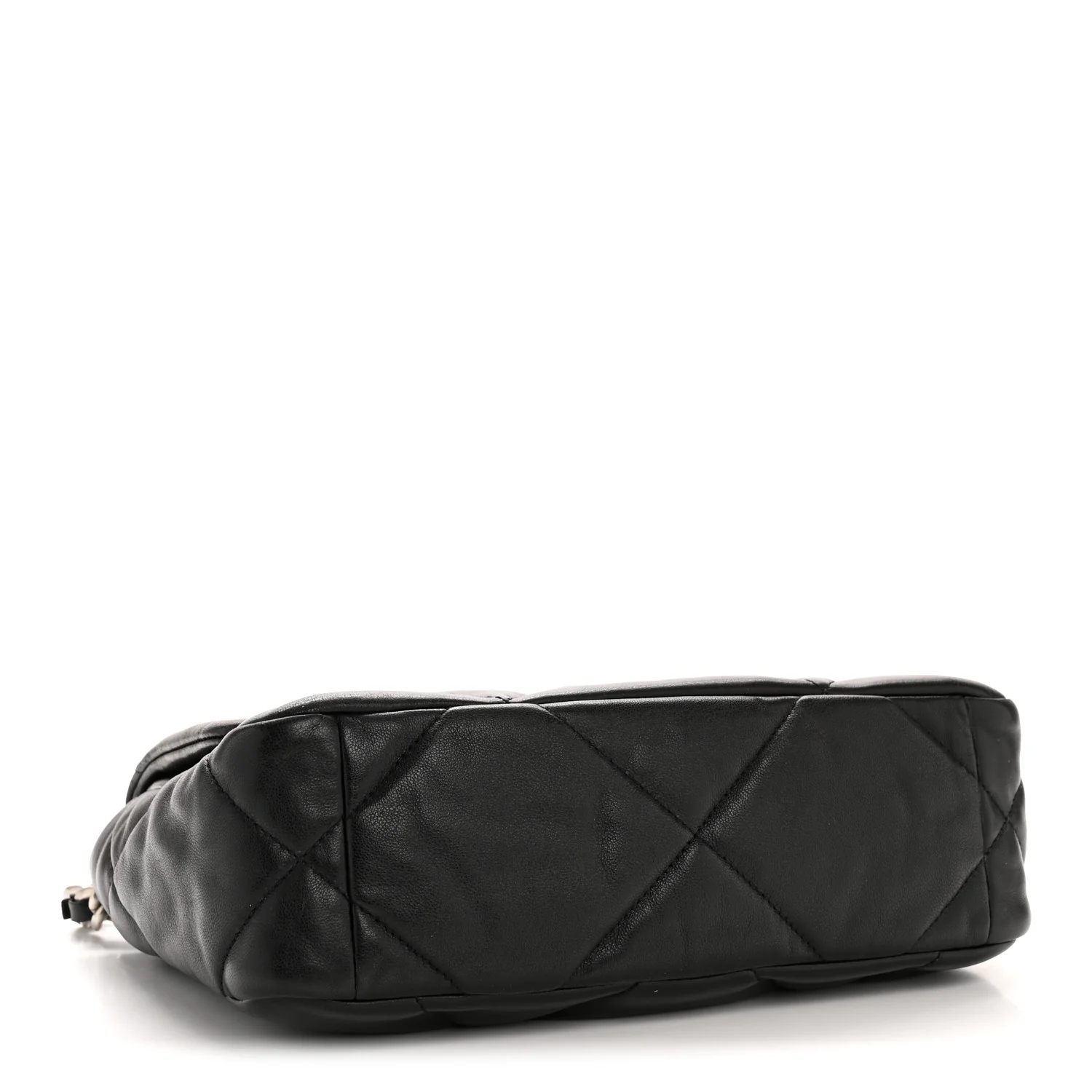 Lambskin Quilted Medium Chanel 19 Flap Black - Image 4