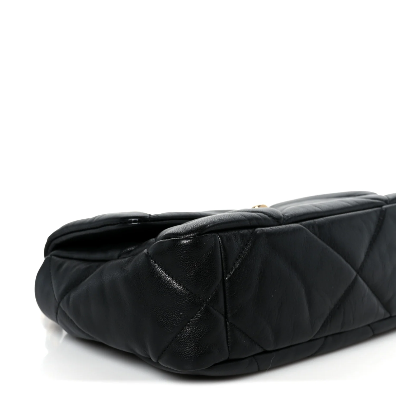 Lambskin Quilted Medium Chanel 19 Flap Black - Image 9