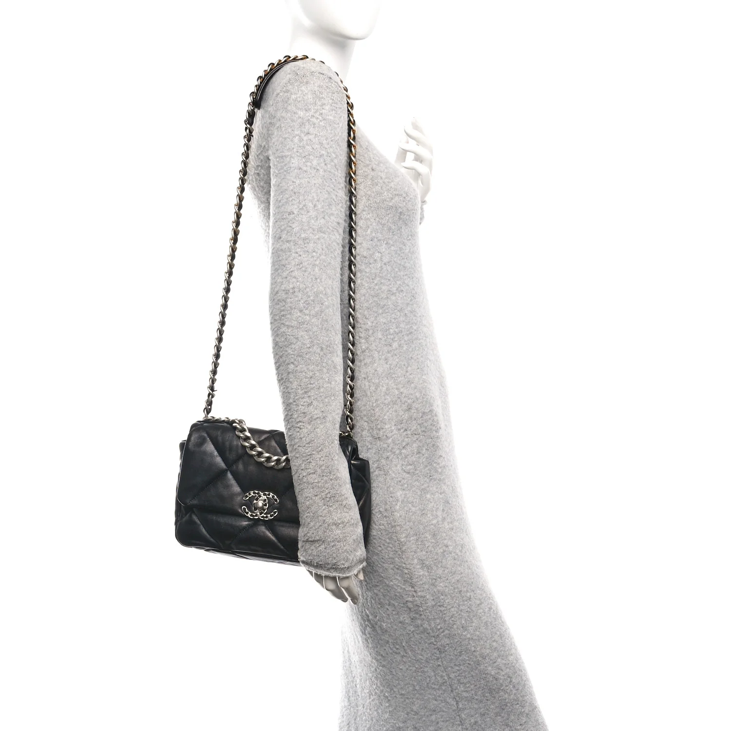 Lambskin Quilted Medium Chanel 19 Flap Black - Image 2