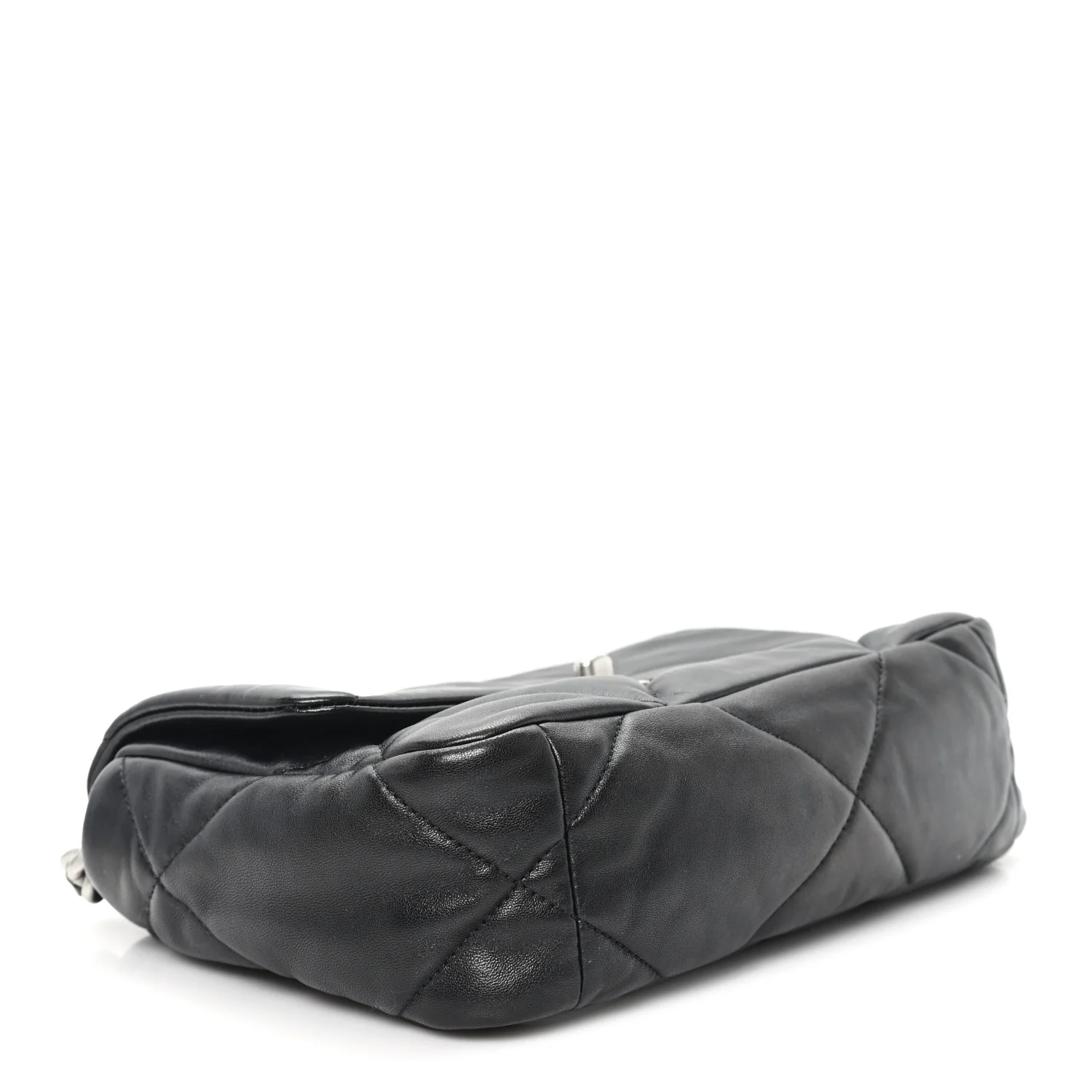 Lambskin Quilted Medium Chanel 19 Flap Black - Image 4