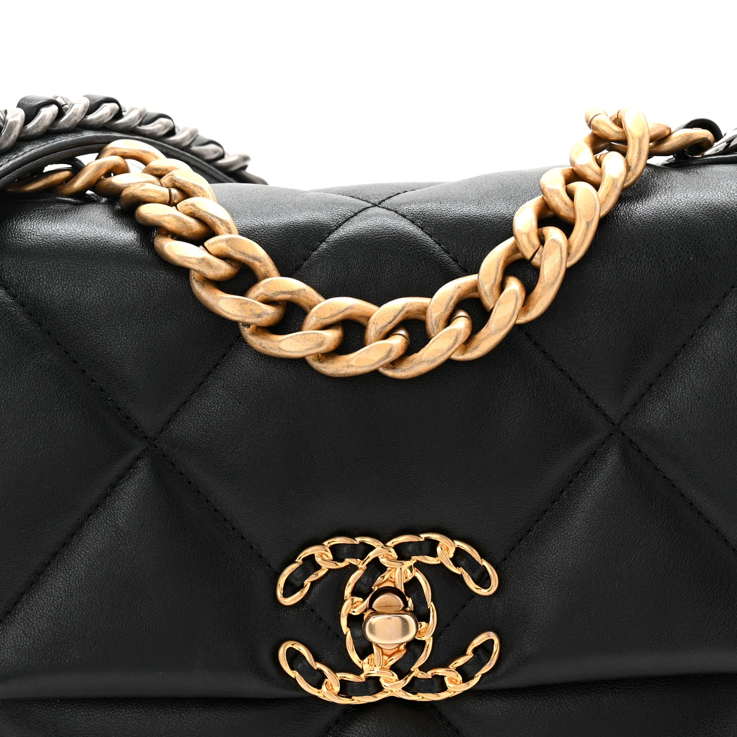 Lambskin Quilted Medium Chanel 19 Flap Black - Image 15