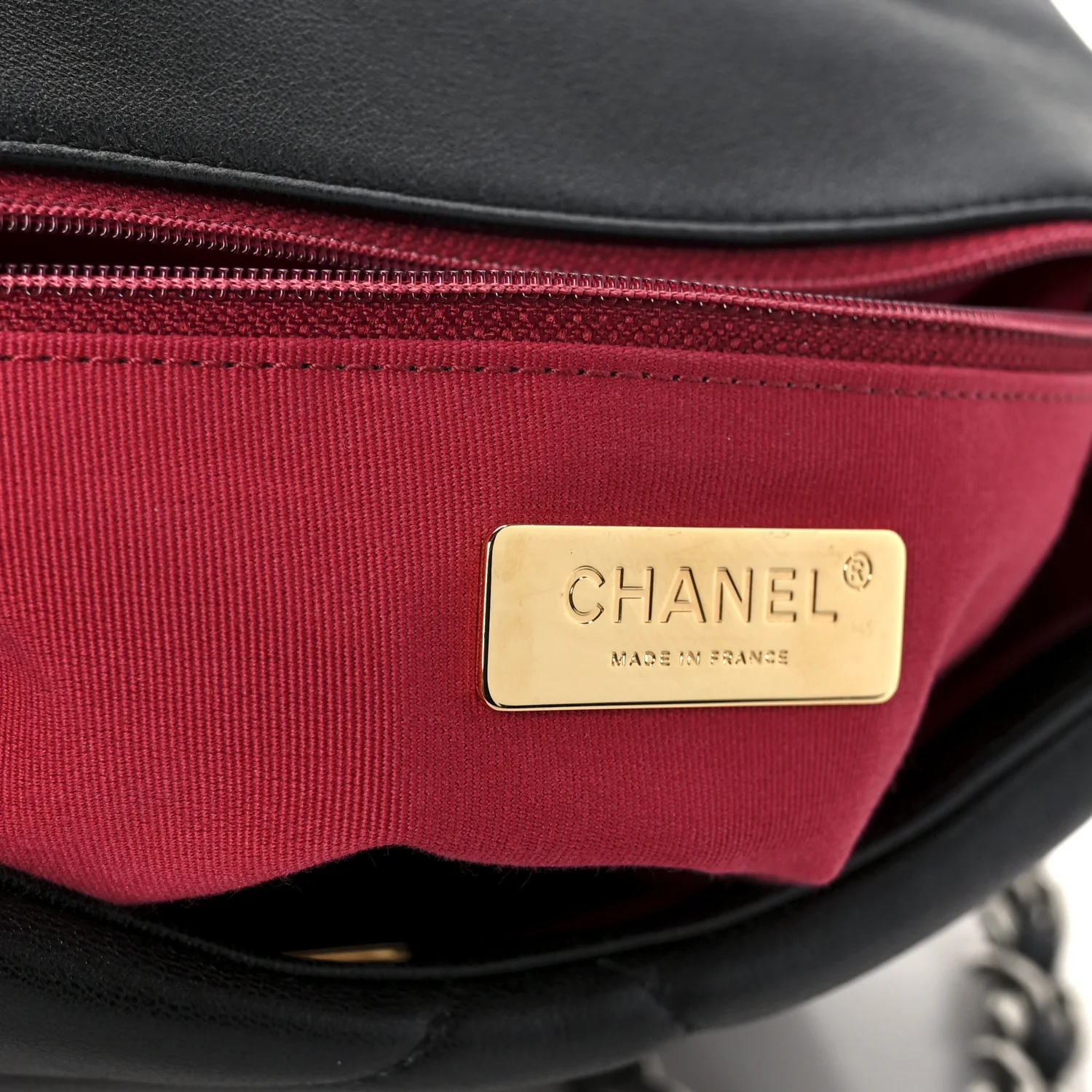 Lambskin Quilted Medium Chanel 19 Flap Black - Image 6