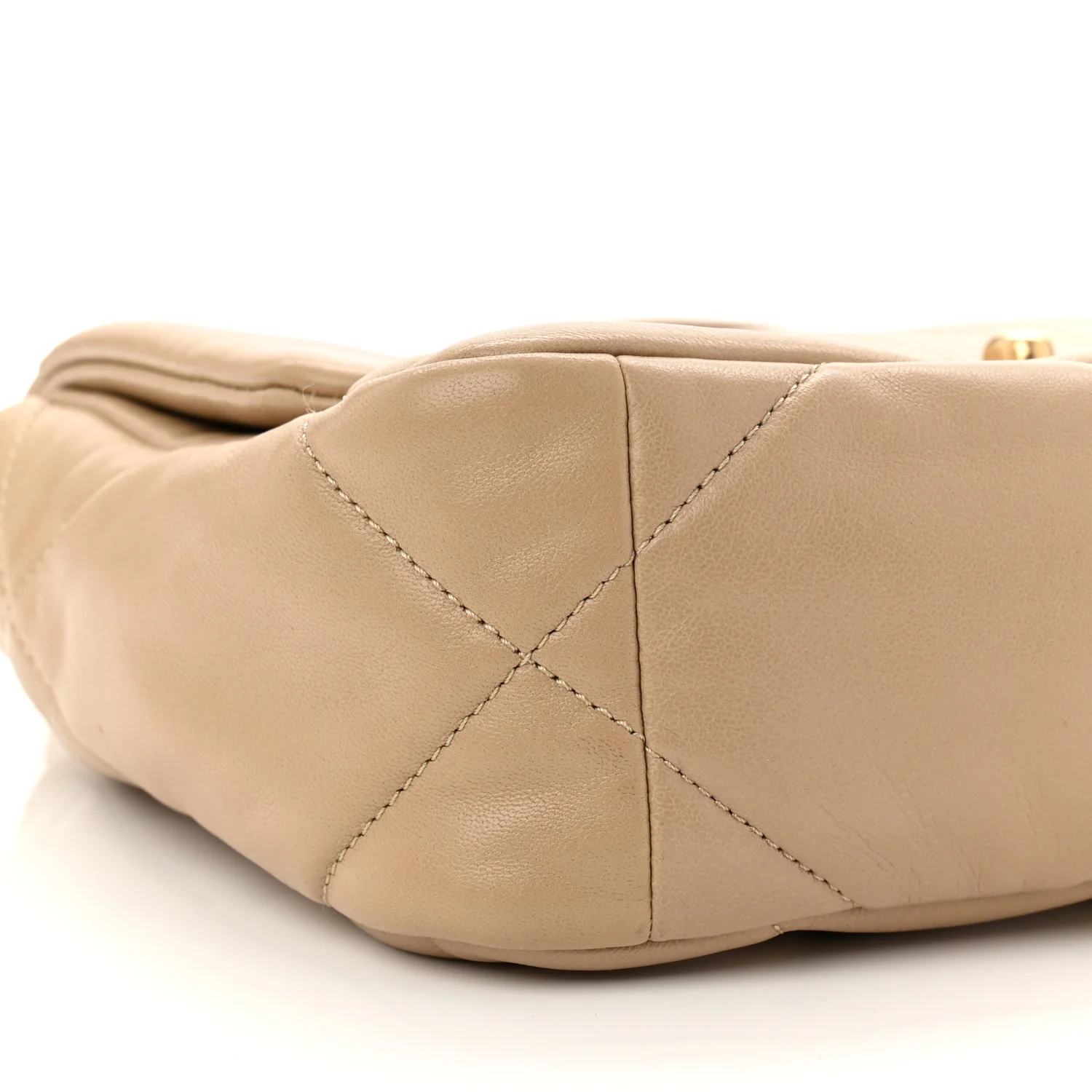 Lambskin Quilted Medium Chanel 19 Flap Dark Beige - Image 9