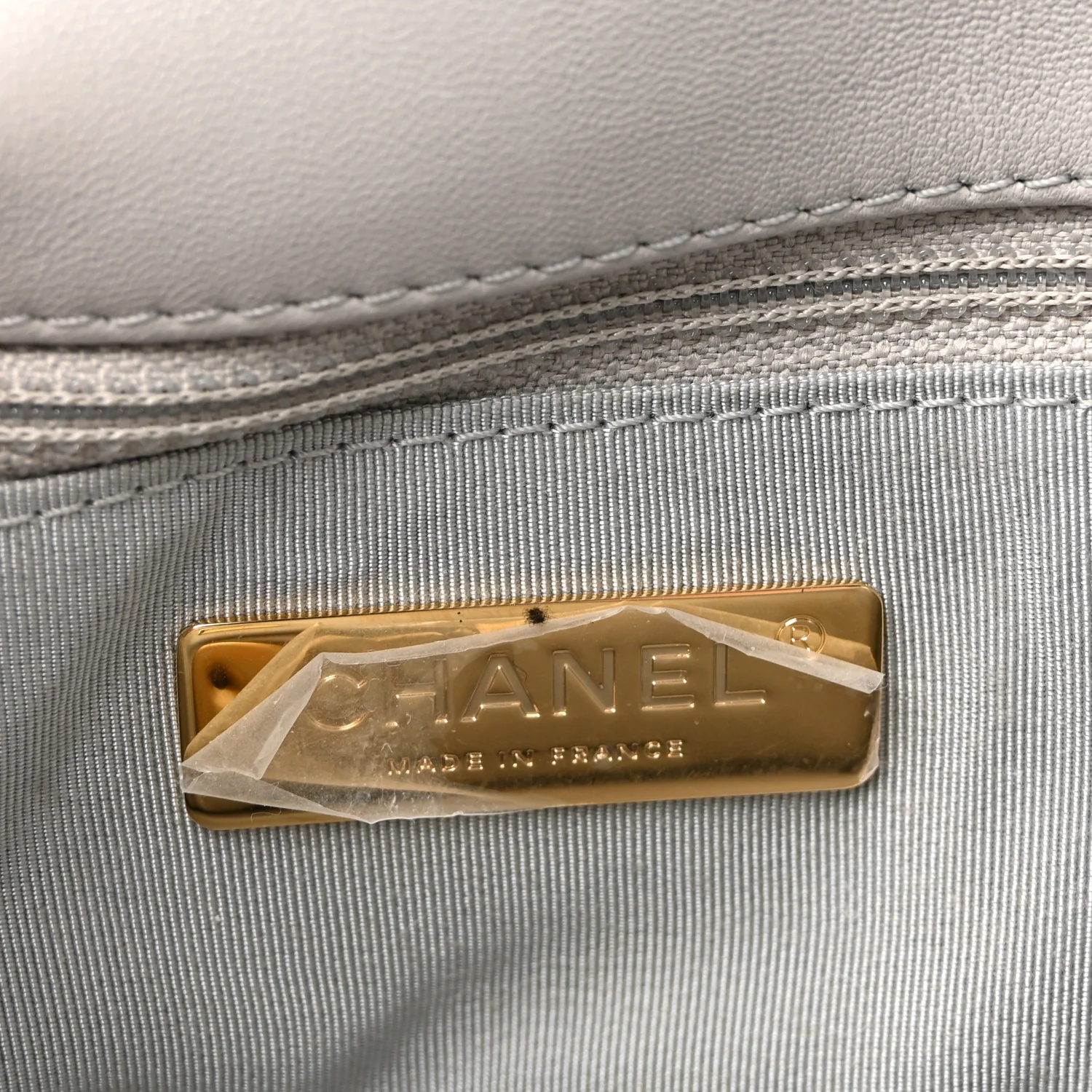 Lambskin Quilted Medium Chanel 19 Flap Grey - Image 6