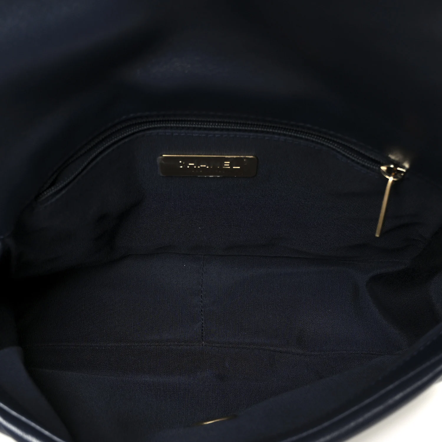 Lambskin Quilted Medium Chanel 19 Flap Navy Blue - Image 5
