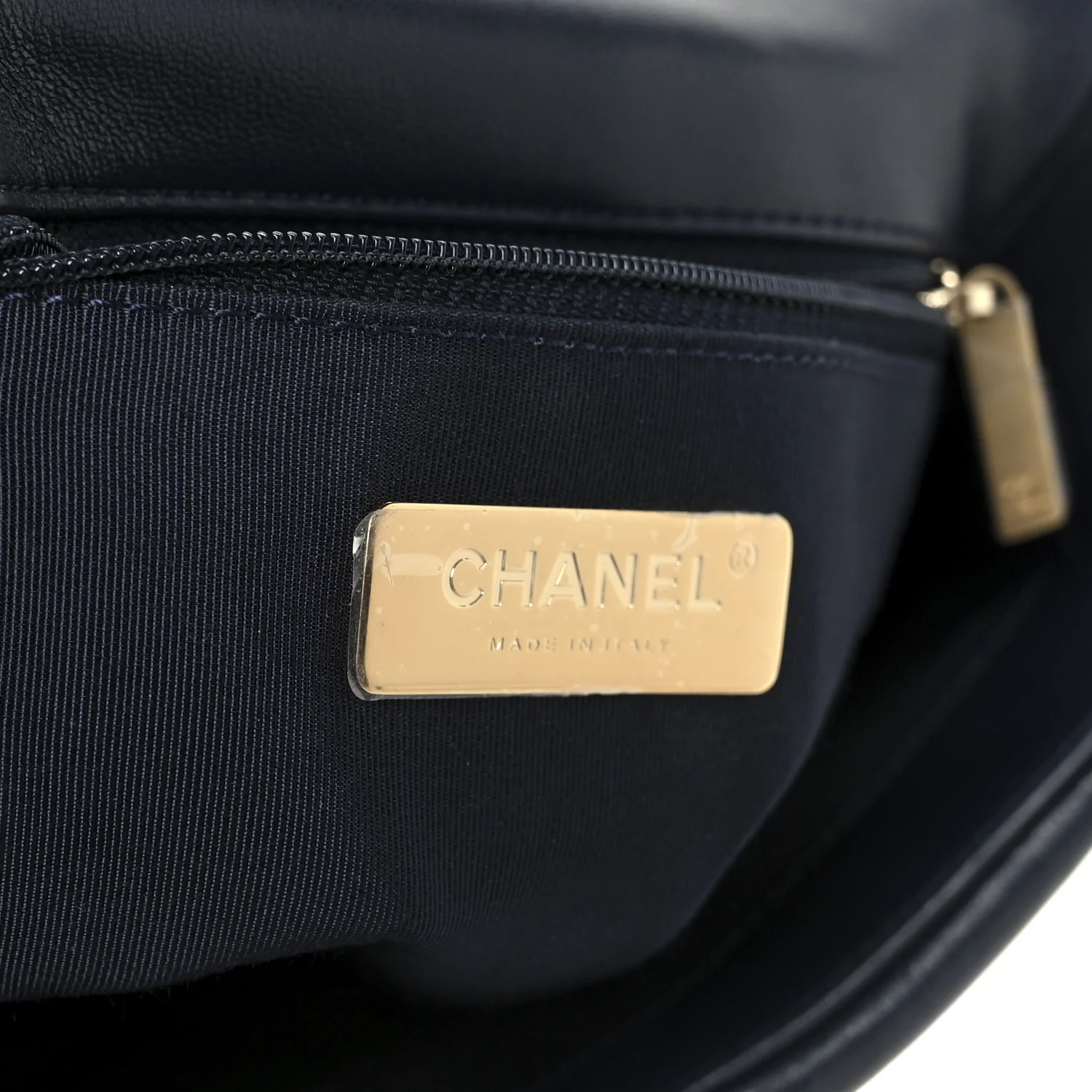 Lambskin Quilted Medium Chanel 19 Flap Navy Blue - Image 6