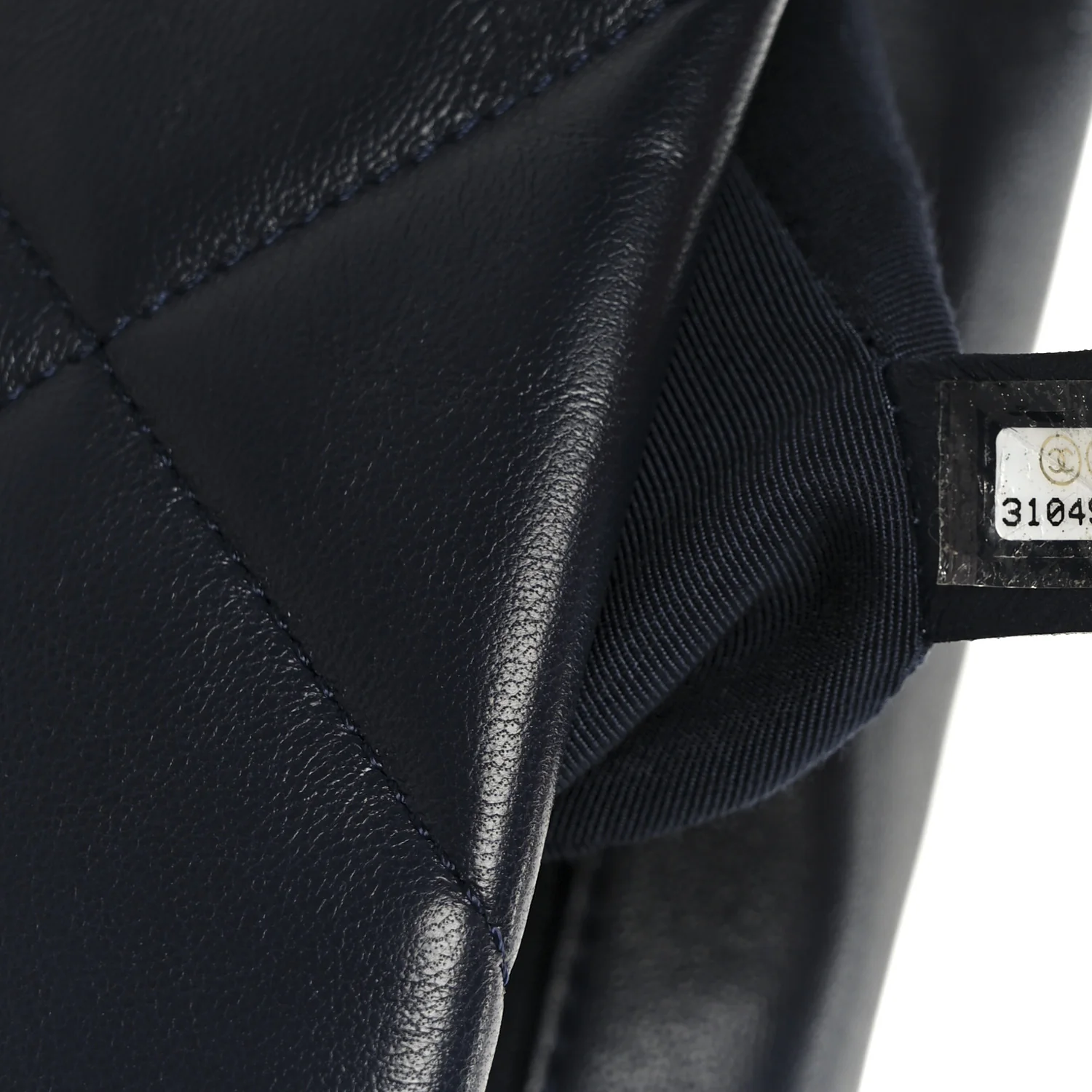 Lambskin Quilted Medium Chanel 19 Flap Navy Blue - Image 7