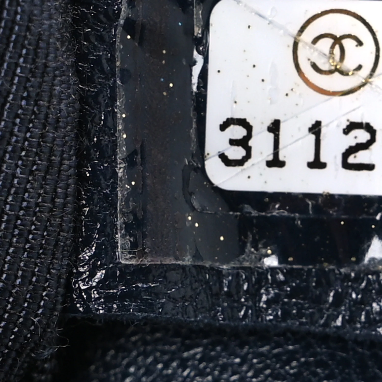 Lambskin Quilted Medium Chanel 19 Flap Navy Blue - Image 7