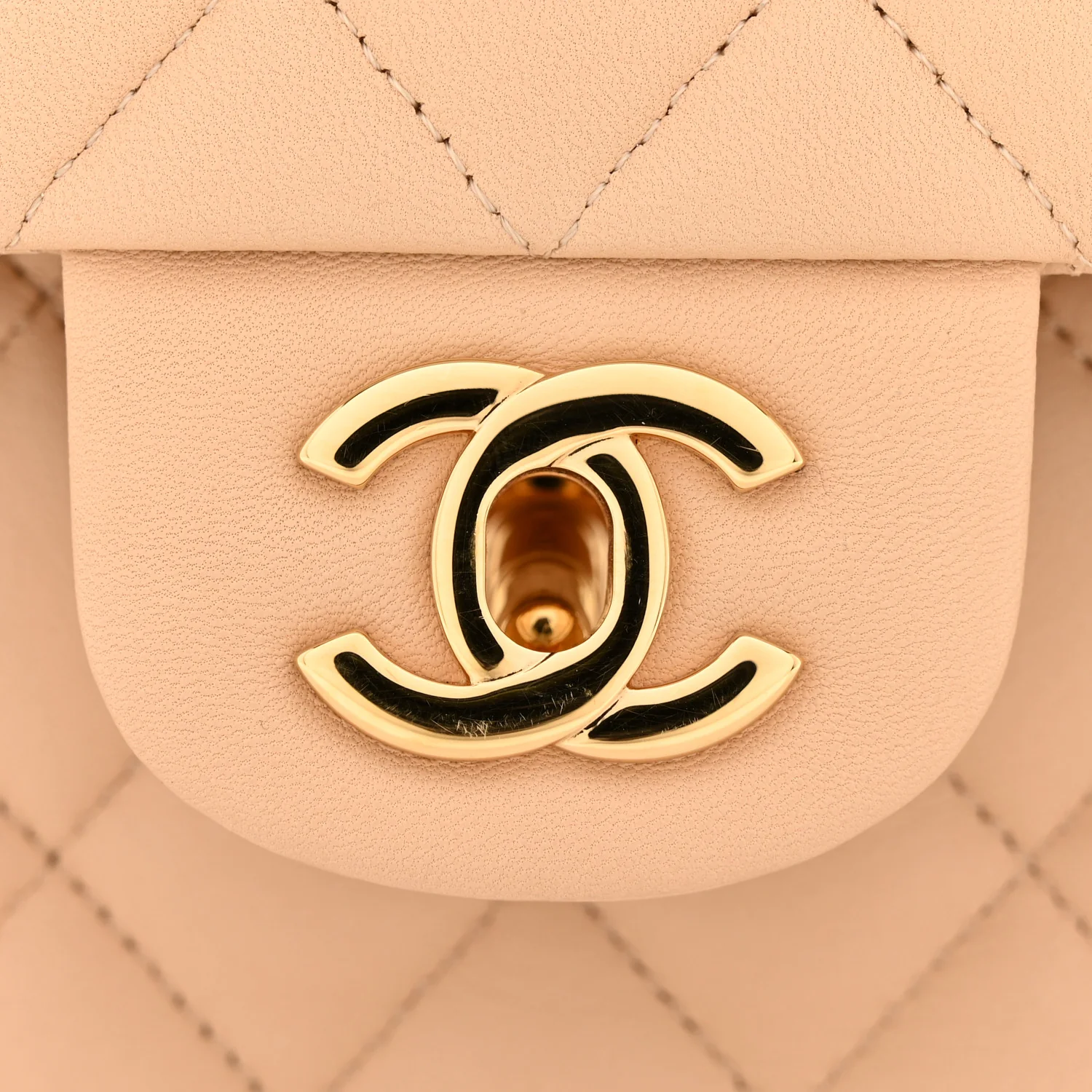 Lambskin Quilted Medium Double Flap Beige - Image 10