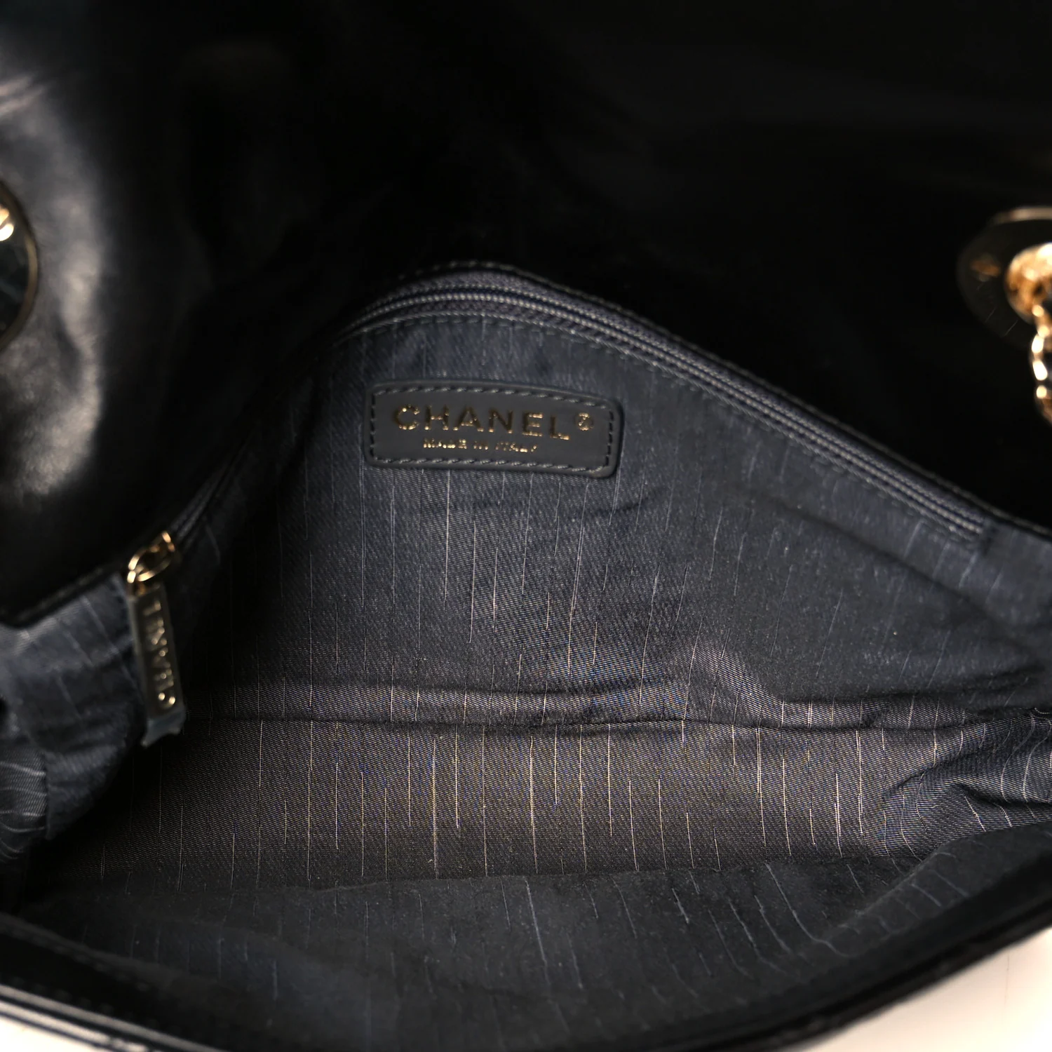 Lambskin Quilted Medium Westminster Pearl Flap Black - Image 5