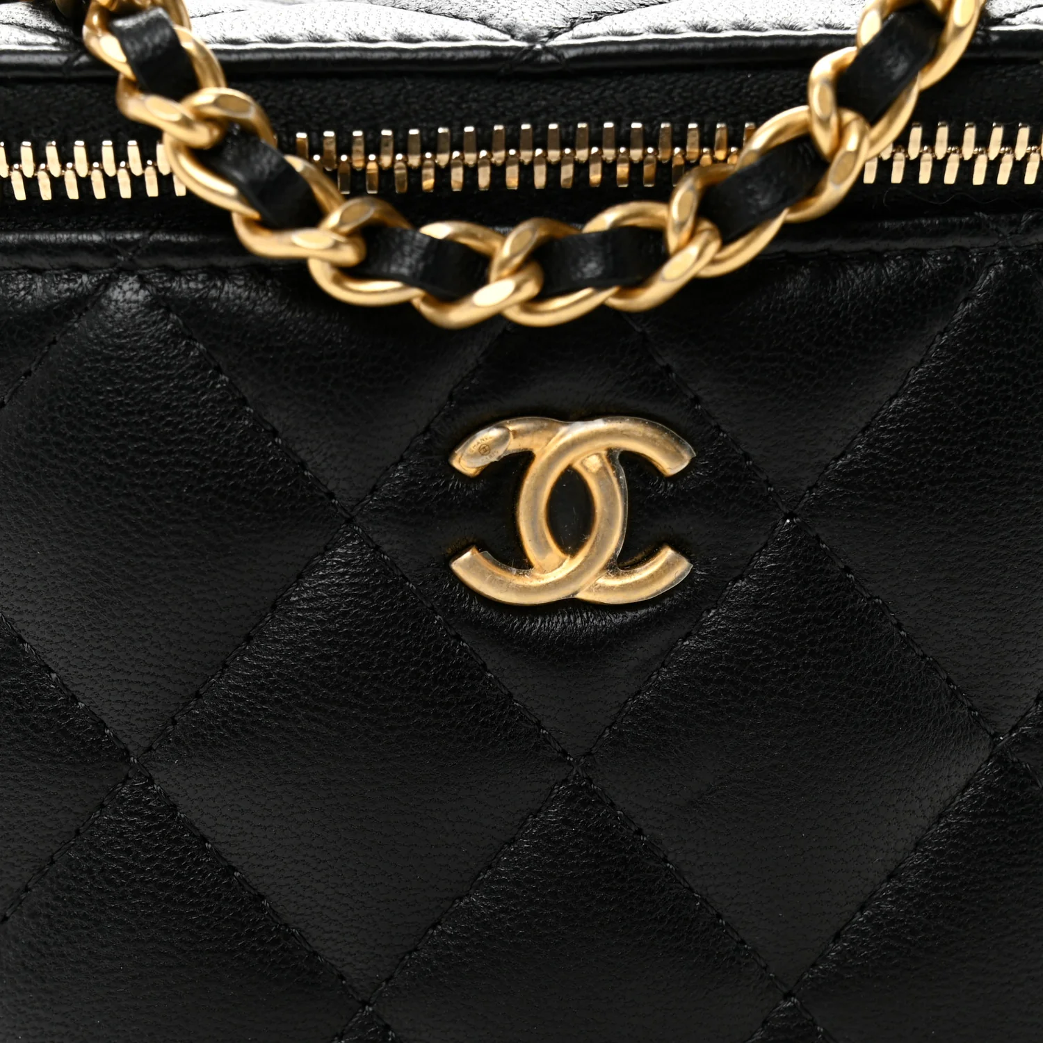 Lambskin Quilted Mini Pearl Crush Vanity Case With Chain Black - Image 8