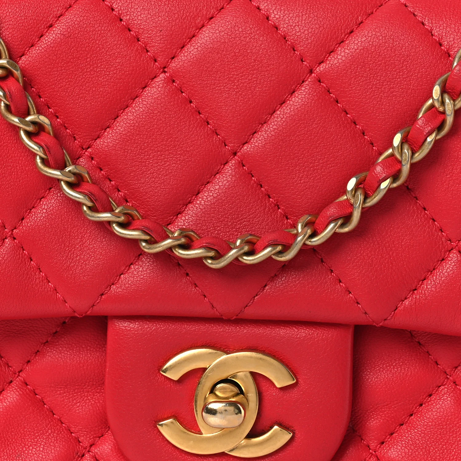 Lambskin Quilted Mini Rectangular Pearl Crush Flap Red - Image 8