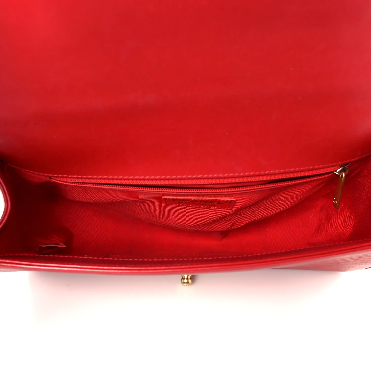 Lambskin Quilted New Medium Boy Flap Red - Image 5