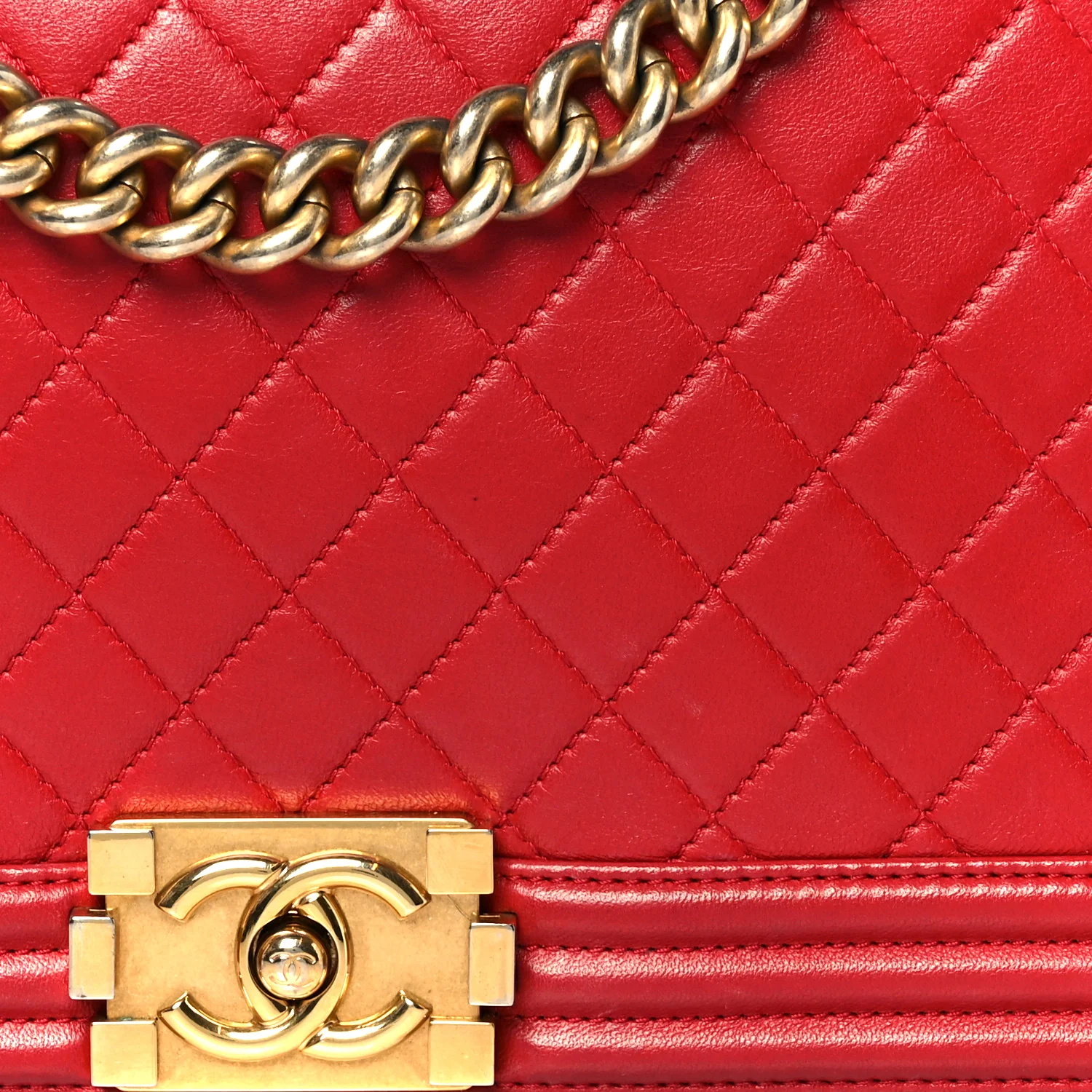 Lambskin Quilted New Medium Boy Flap Red - Image 8