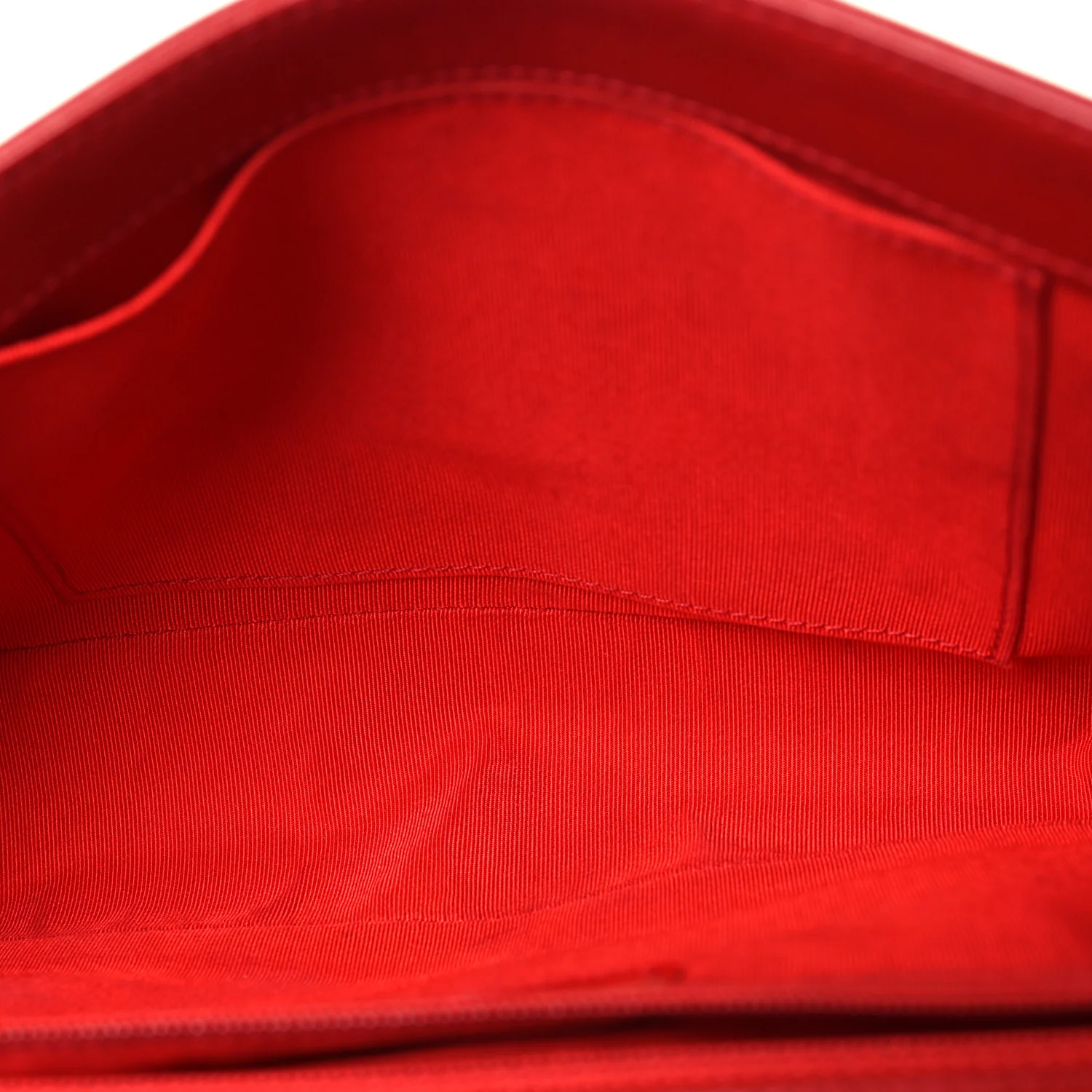 Lambskin Quilted New Medium Boy Flap Red - Image 5
