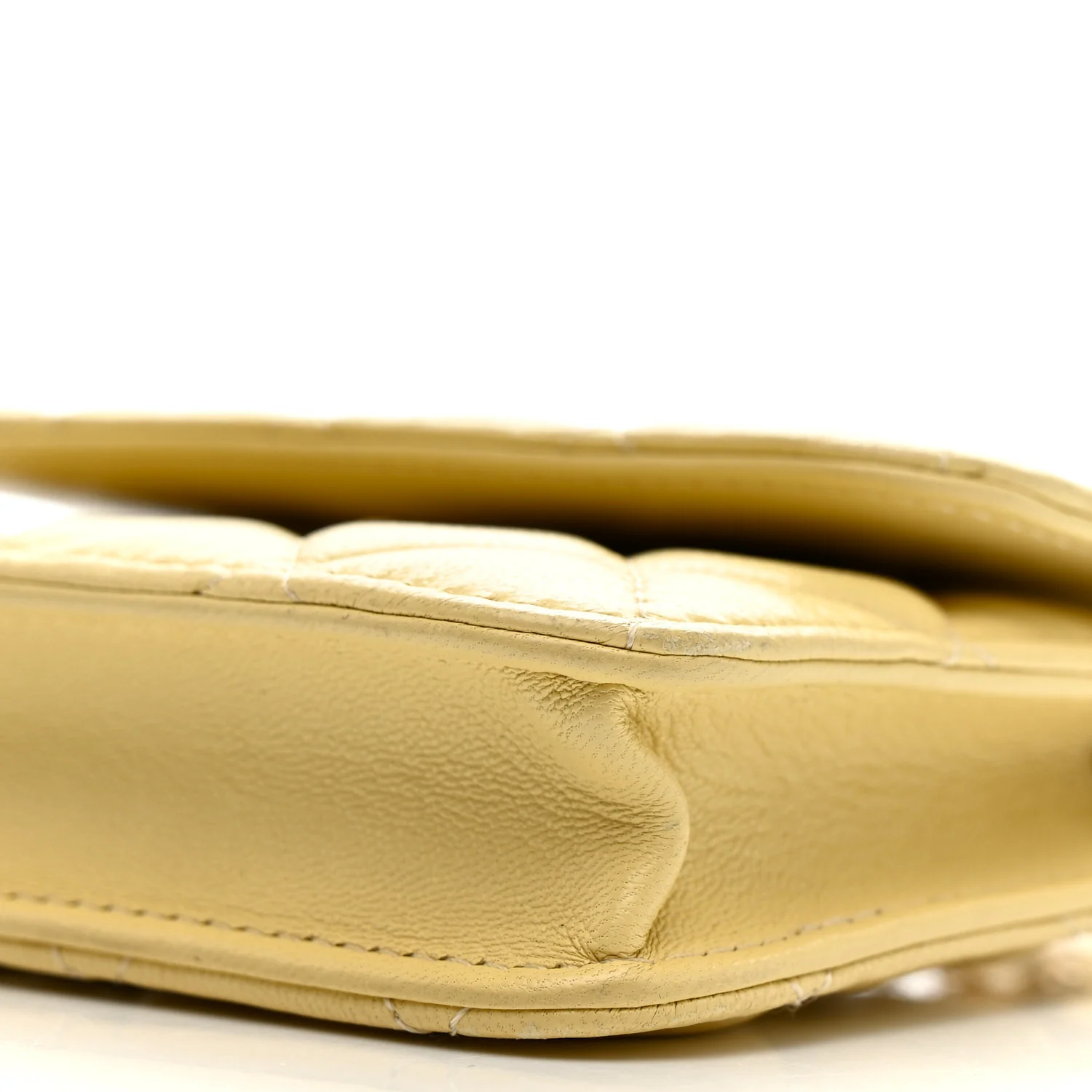 Lambskin Quilted Pearl Crush Clutch With Chain Yellow - Image 11