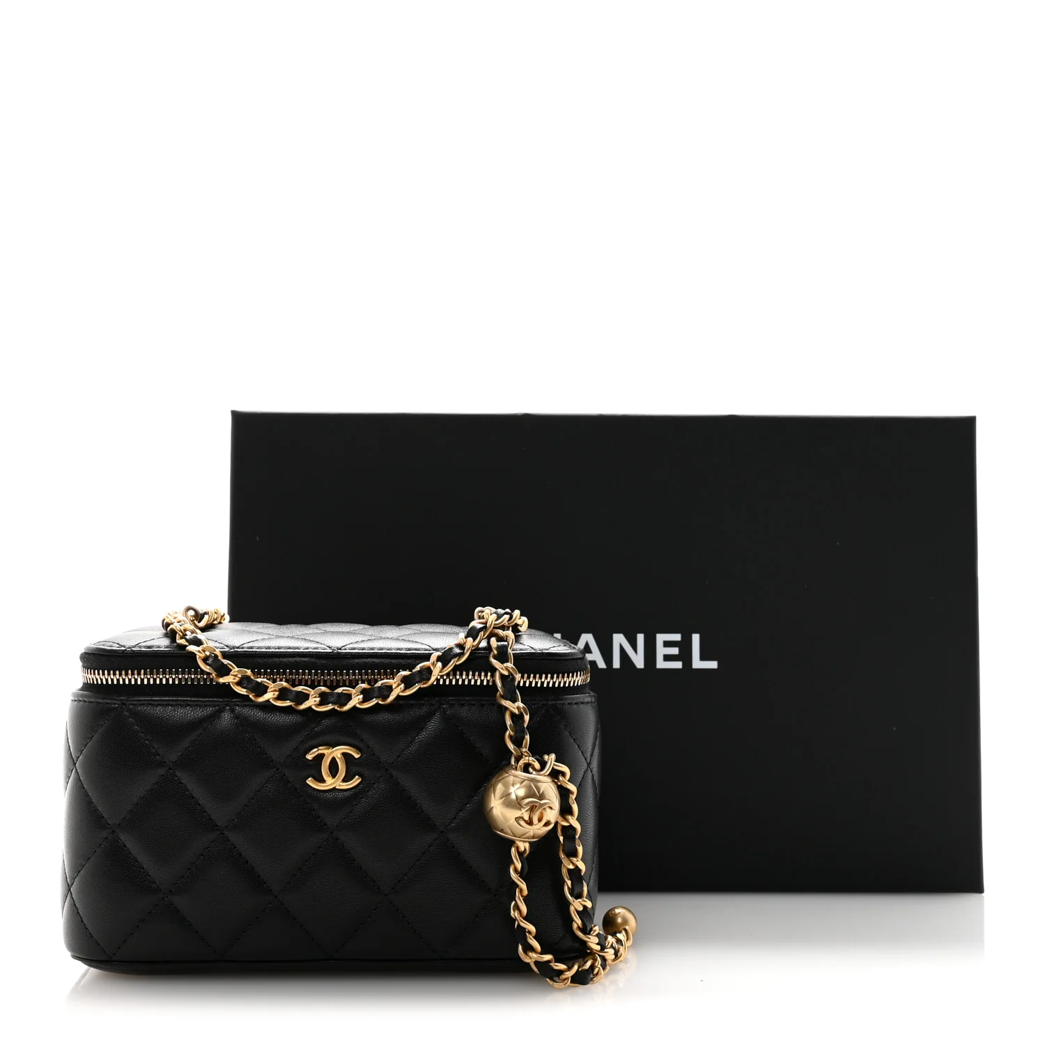 Lambskin Quilted Pearl Crush Small Vanity Case With Chain Black - Image 11