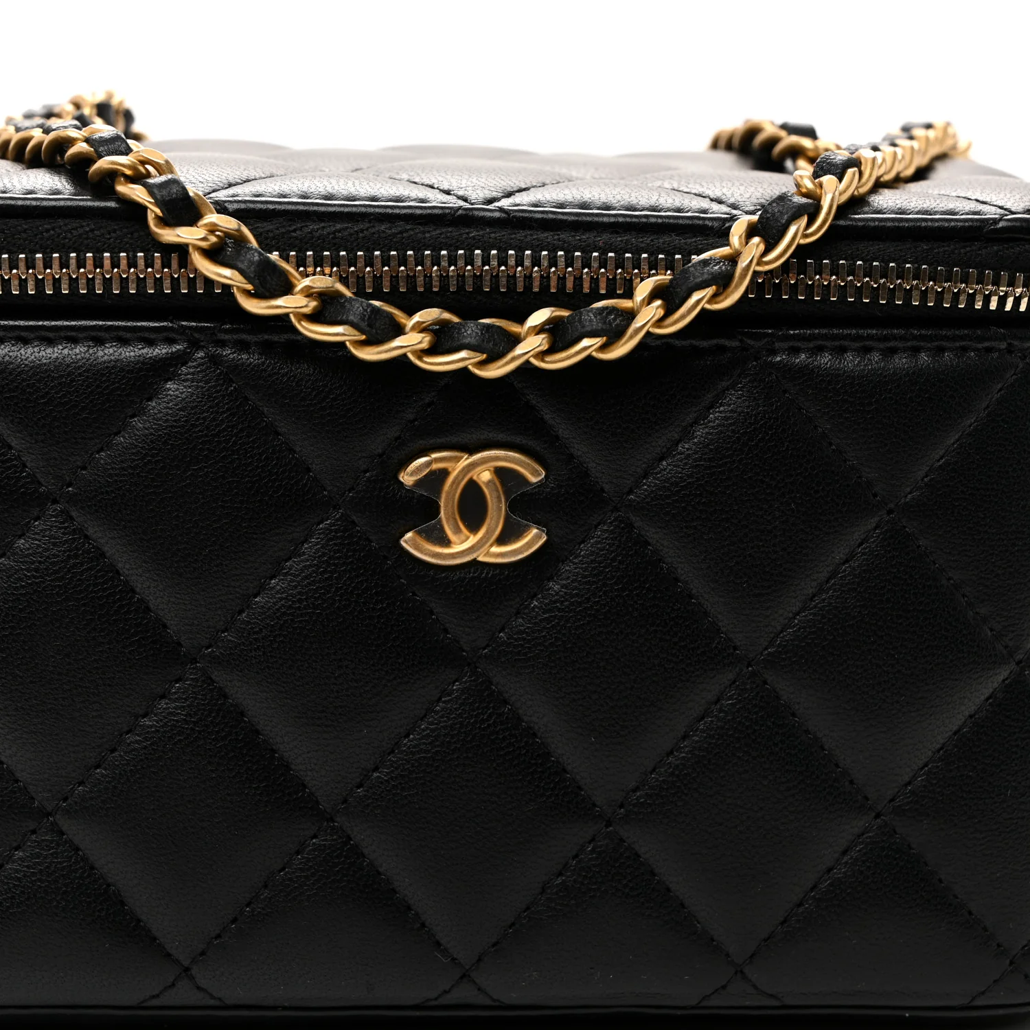 Lambskin Quilted Pearl Crush Small Vanity Case With Chain Black - Image 8