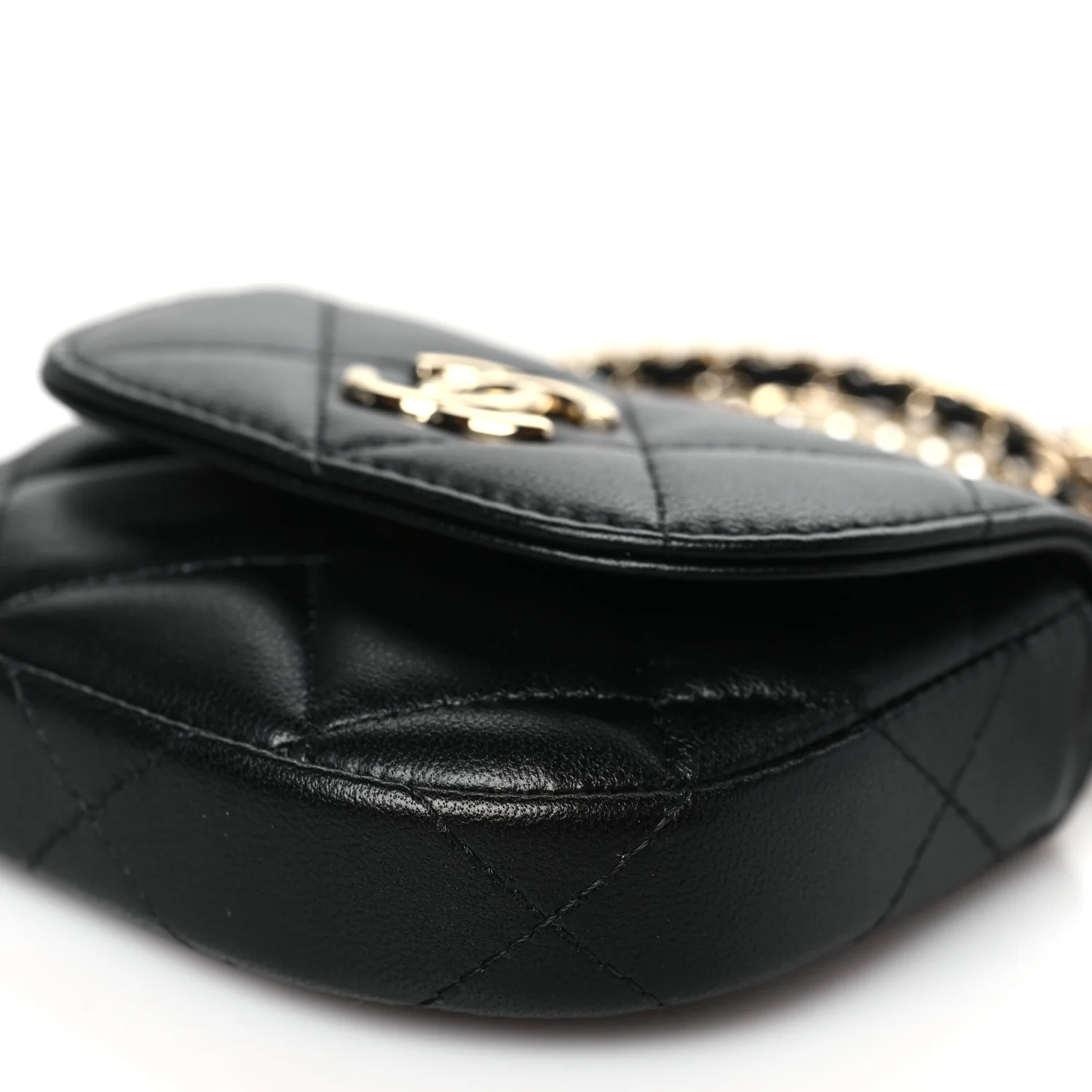 Lambskin Quilted Pearl Top Handle Clutch With Chain Black - Image 11