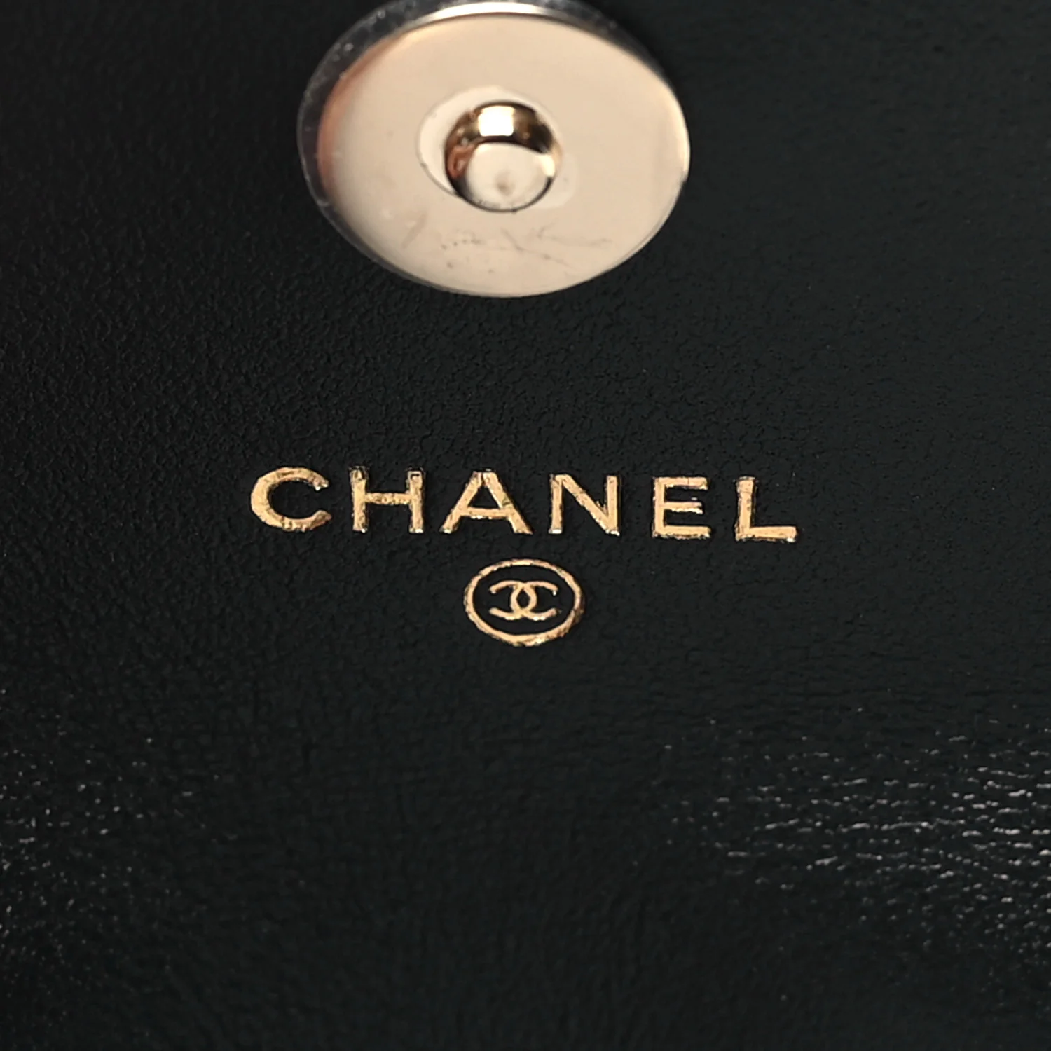 Lambskin Quilted Pearl Top Handle Clutch With Chain Black - Image 7