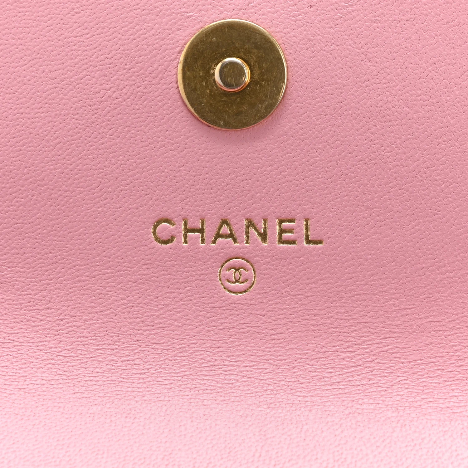 Lambskin Quilted Pick Me Up Mini Wallet On Chain Light Pink - Image 11